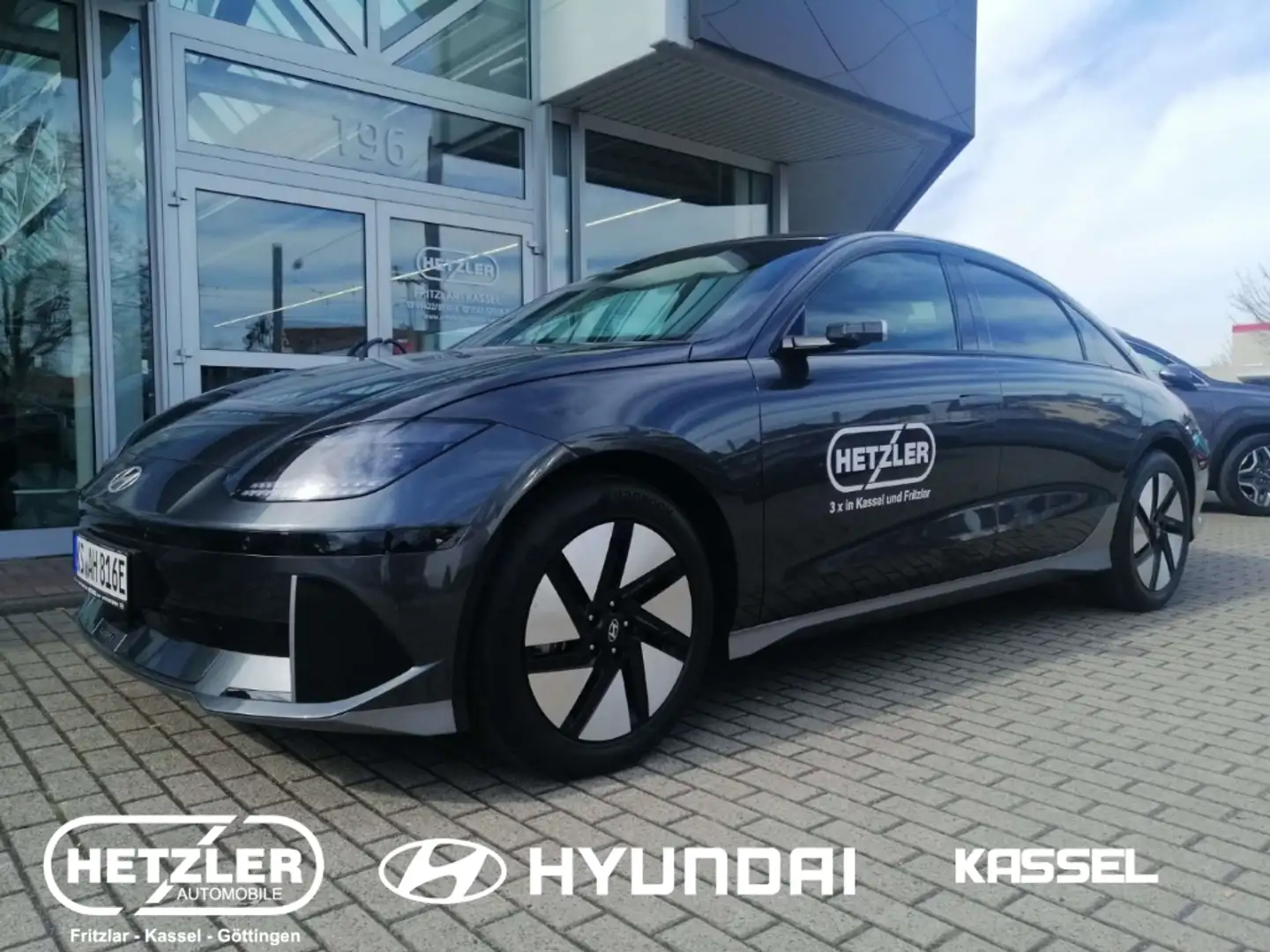 Hyundai IONIQ 6 Elektro 77 Uniq 77KWh 2WD Uniq +digitale Außenspie Grau - 1