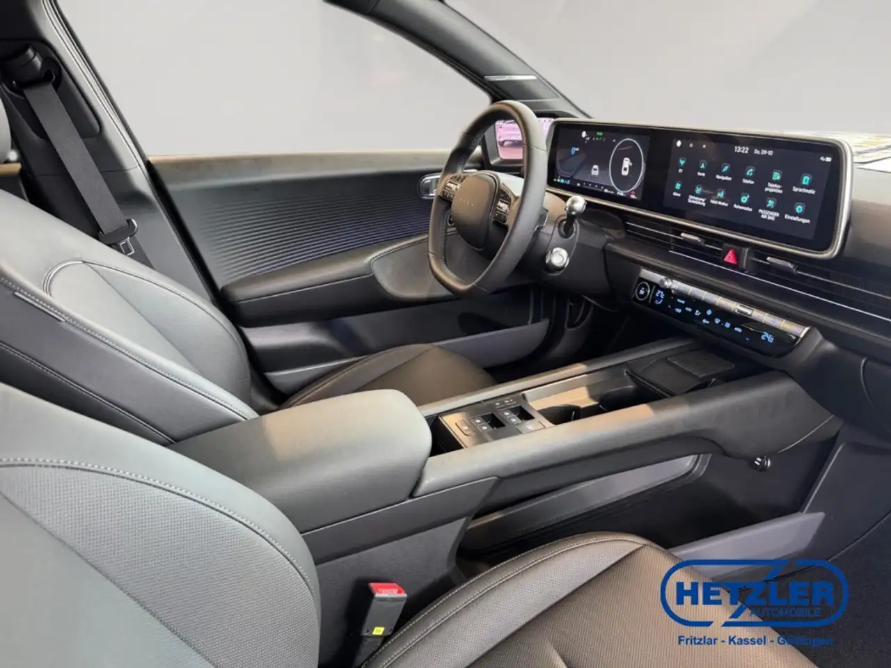 Hyundai IONIQ 6 77 Uniq 77KWh 2WD Uniq +digitale Außenspiegel HUD 14