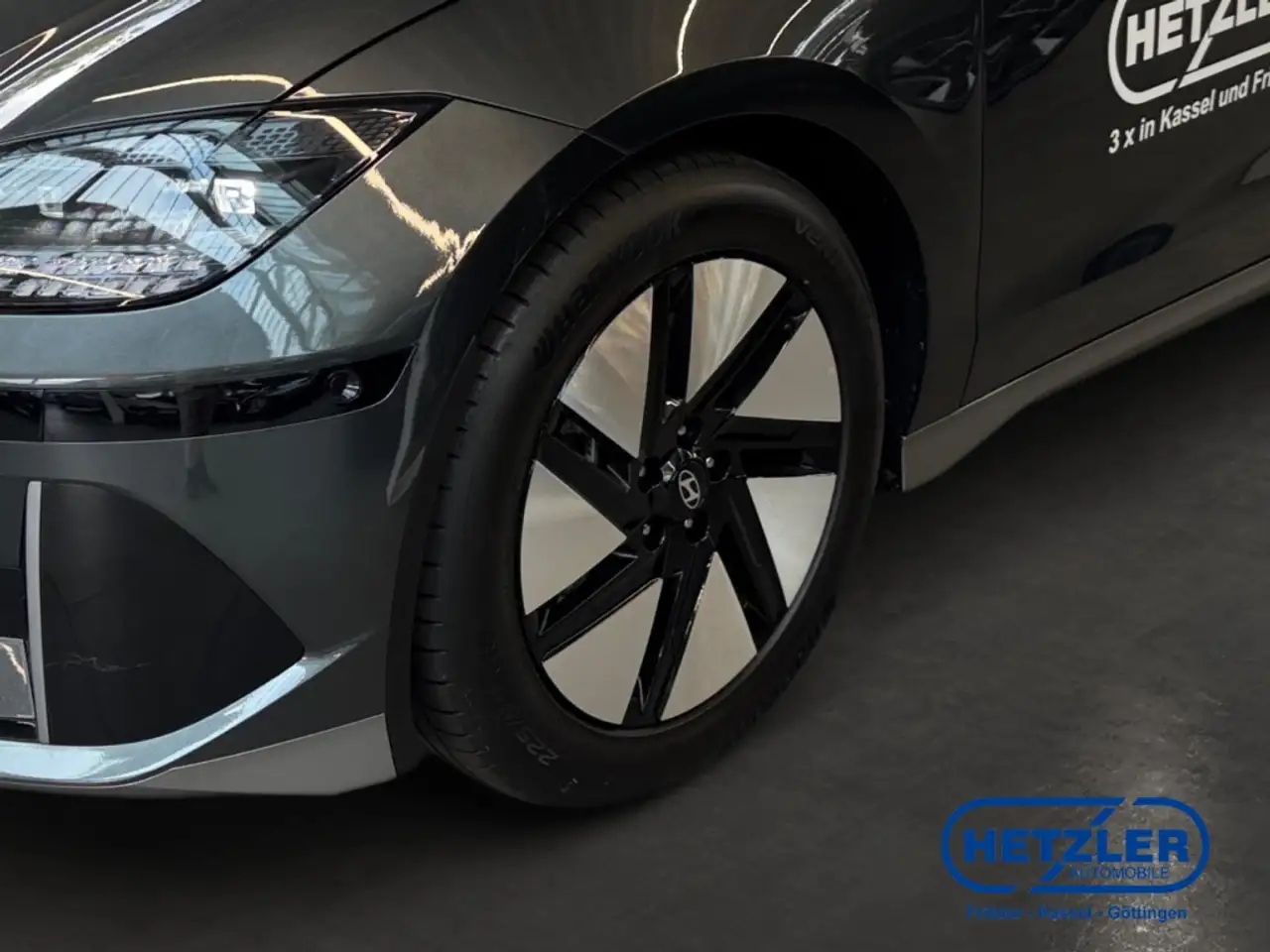 Hyundai IONIQ 6 77 Uniq 77KWh 2WD Uniq +digitale Außenspiegel HUD 6