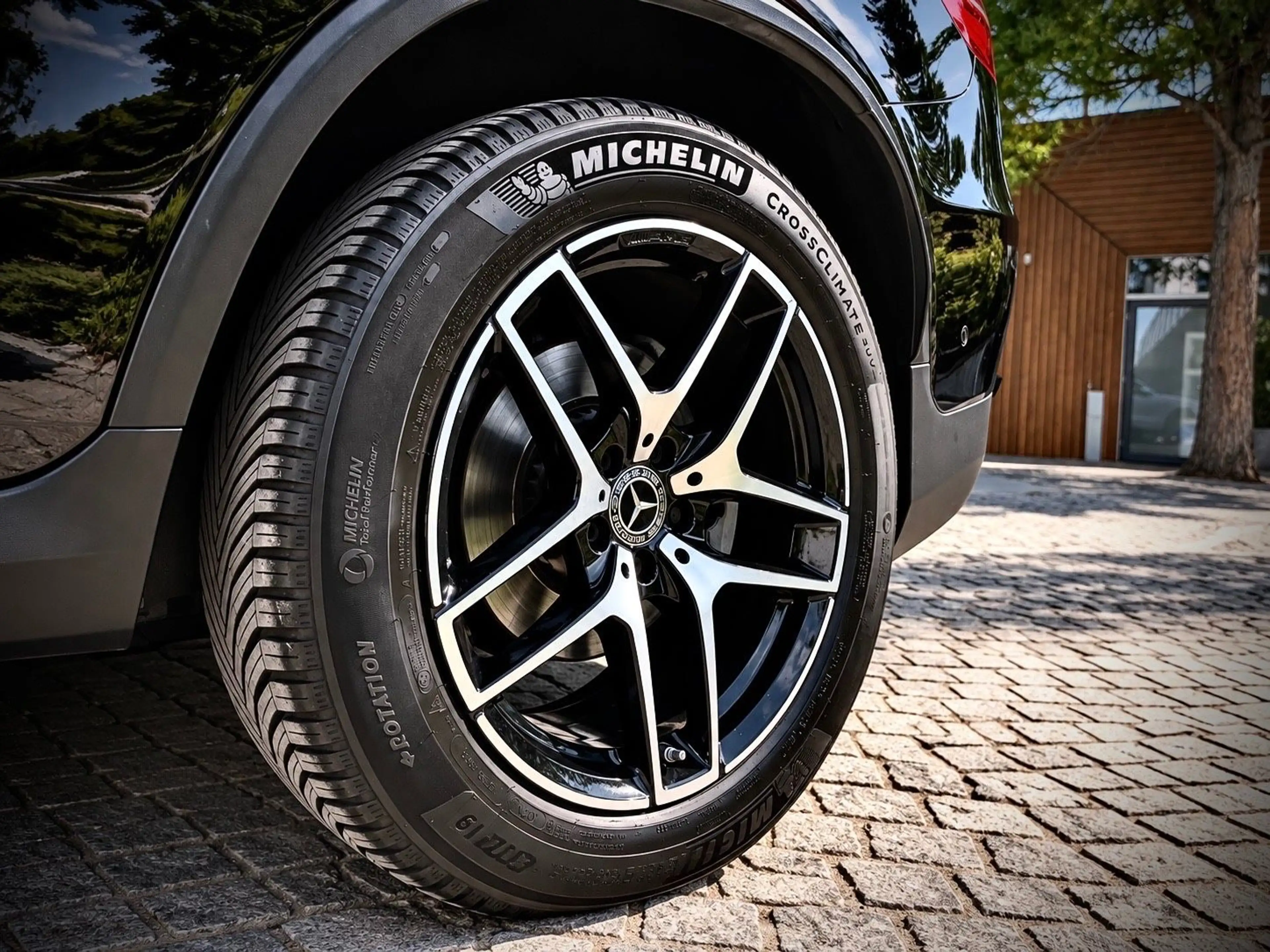 Mercedes-Benz GLC 250 4Matic Coupe,1Hand,AMG-Line,Night,Kamera — photo 7
