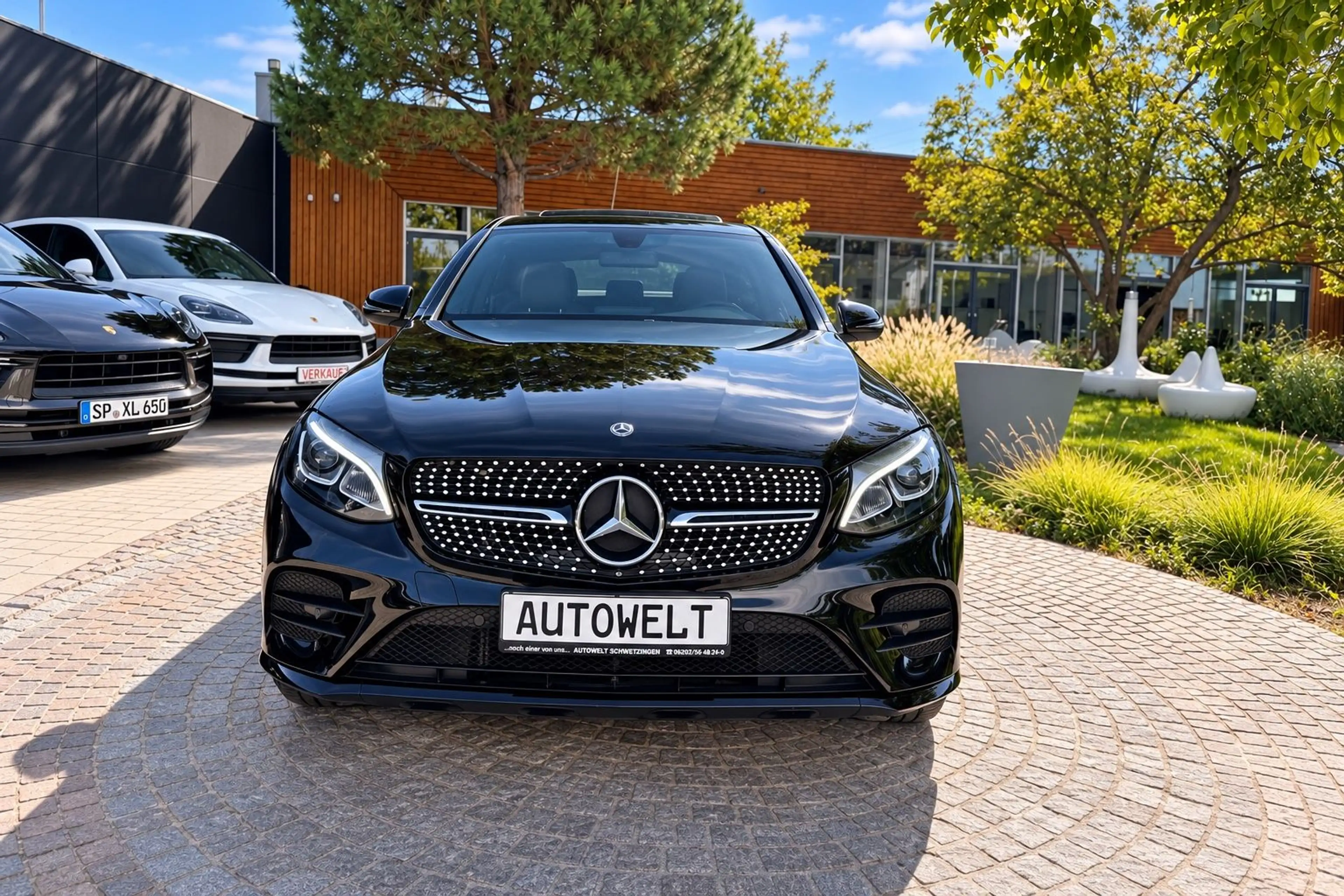 Mercedes-Benz GLC 250 4Matic Coupe,1Hand,AMG-Line,Night,Kamera — photo 2