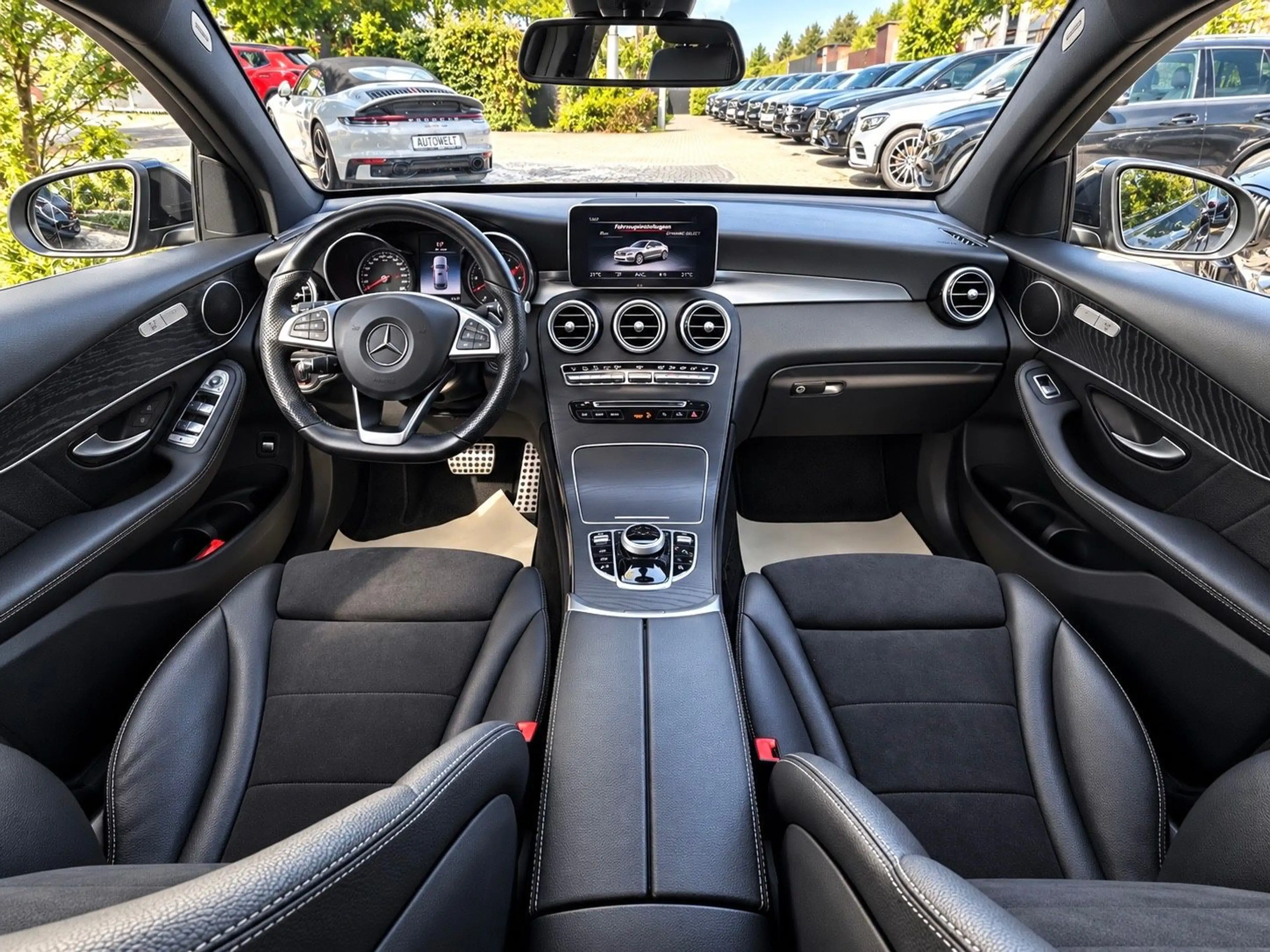Mercedes-Benz GLC 250 4Matic Coupe,1Hand,AMG-Line,Night,Kamera — photo 13