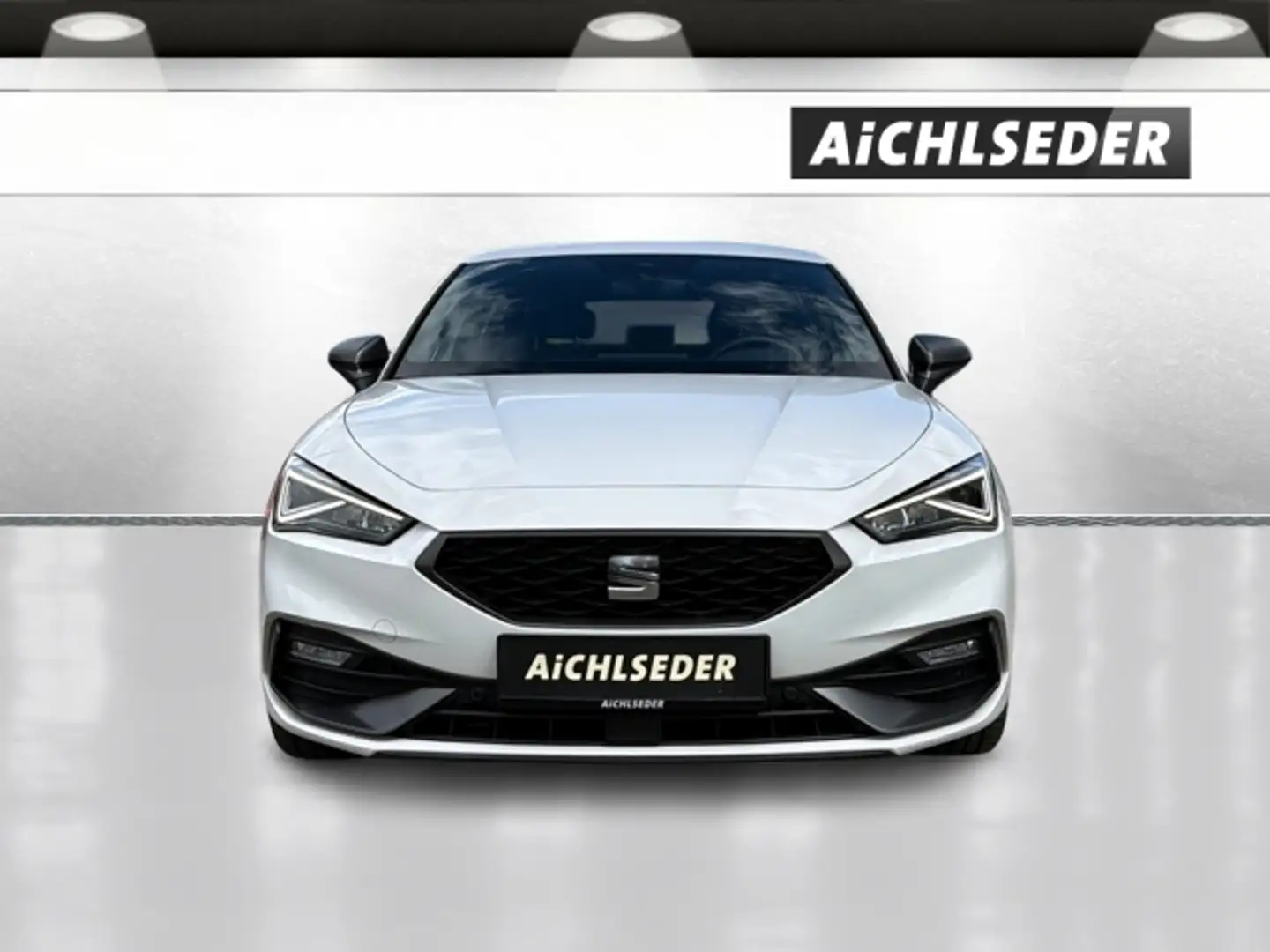 SEAT Leon 1,5 eTSI ACT DSG Violett - 2