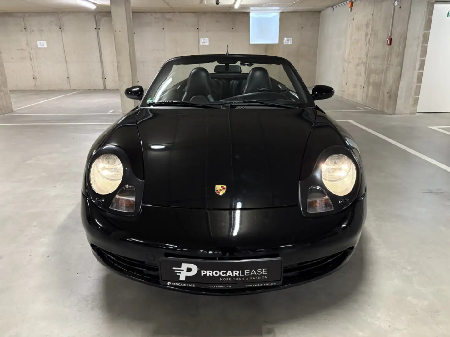 Porsche 996 CARRERA 4 CABRIOLET 3.4 FLAT6 / BVM Noir - 2
