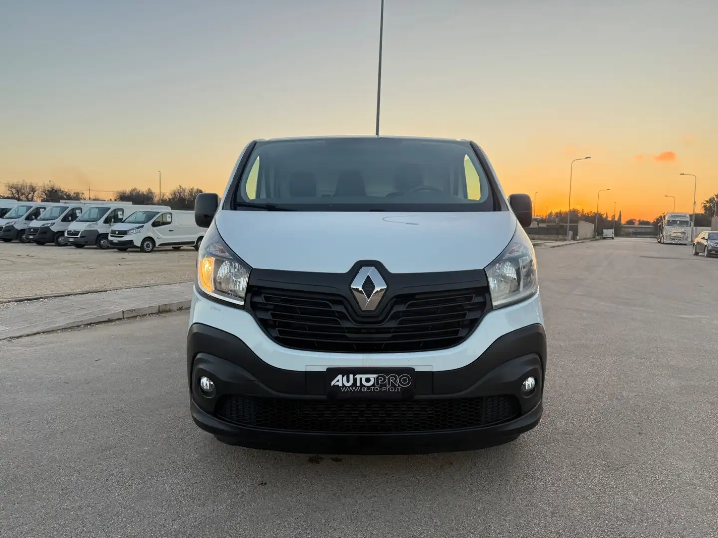 Renault Trafic T29 1.6 dCi 125 S&S PL-TN Furgone Bianco - 1