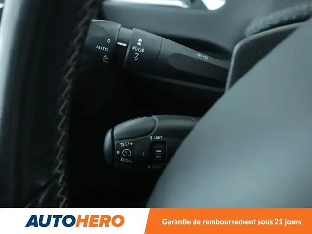 Peugeot 208 view 20