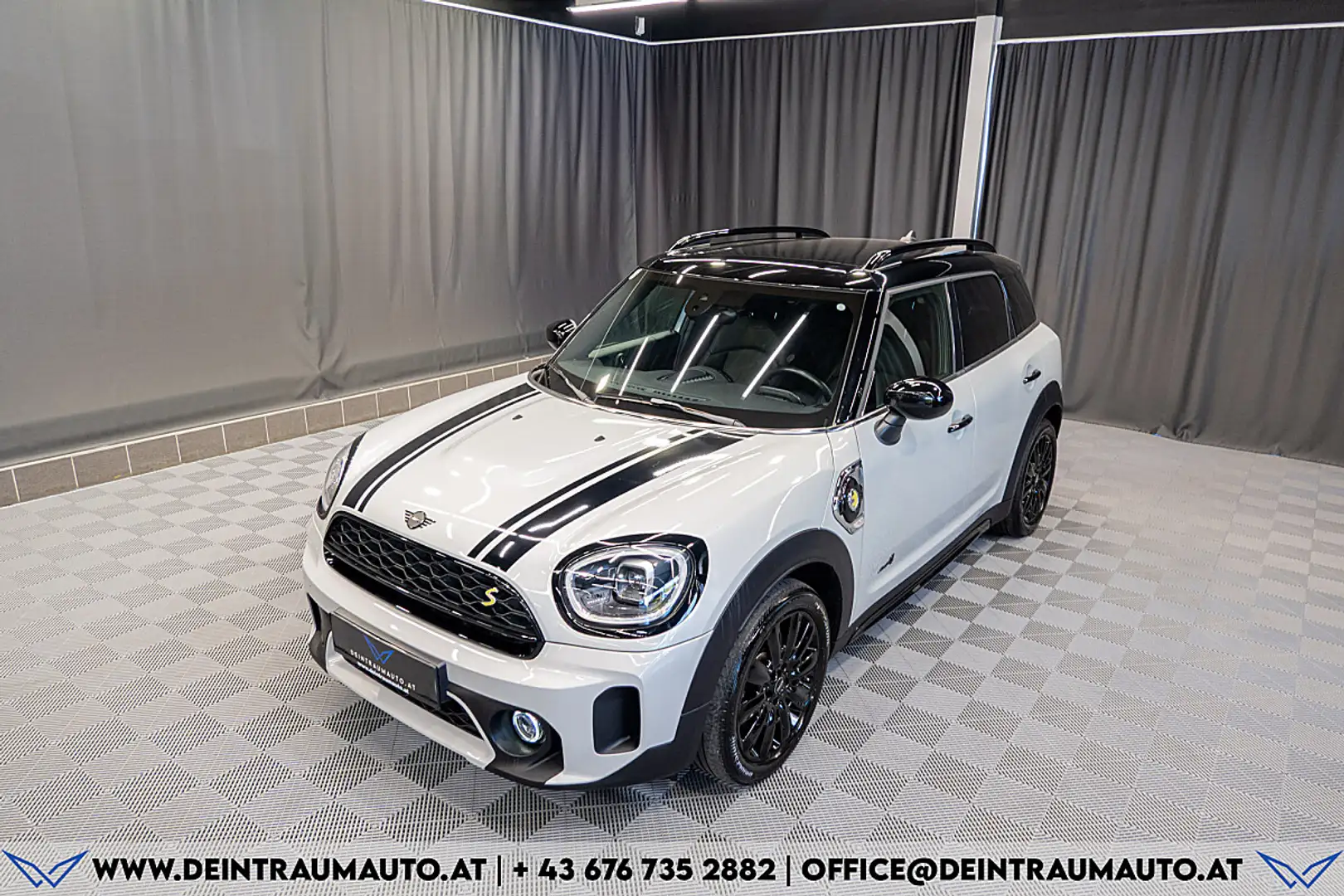 MINI Cooper Countryman MINI Countryman Cooper Hybrid PHEV SE ALL4 Aut. Silber - 2
