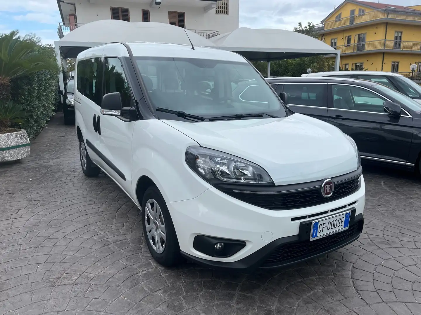 Fiat Doblo 1.6 mjt 16v Lounge 120Cv Bianco - 1