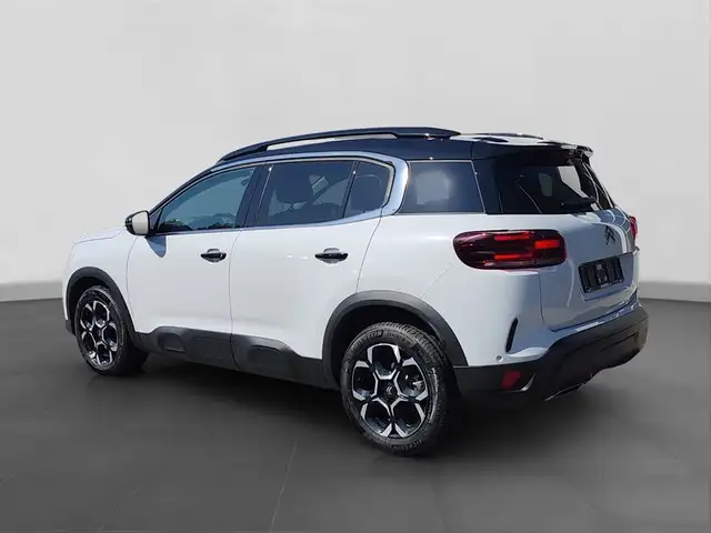 Citroen C5 Aircross view 3
