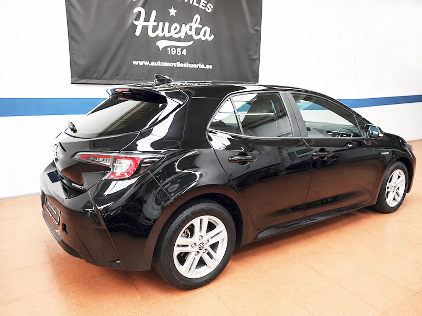 Toyota Corolla 125H Active Tech Negro - 2