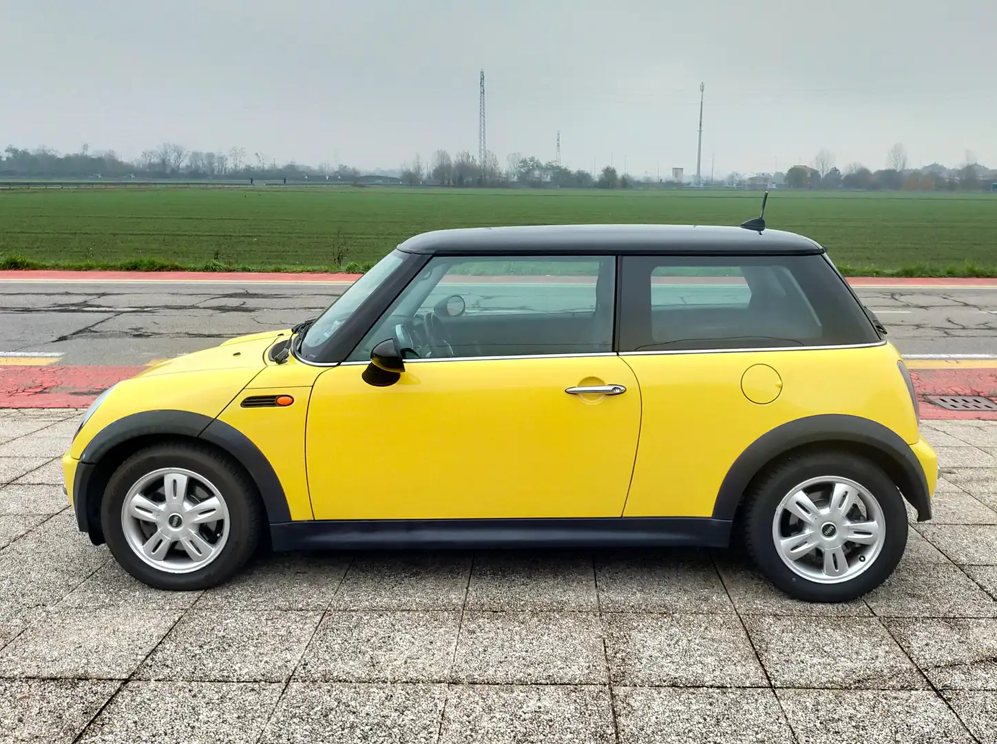 MINI One D Mini  1.4 De Luxe Giallo - 2