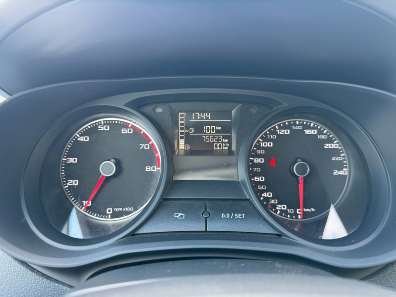 SEAT Ibiza Lim. 1.2 TSI Sun *KLIMA*TEMPOMAT*SHZ* — photo 9