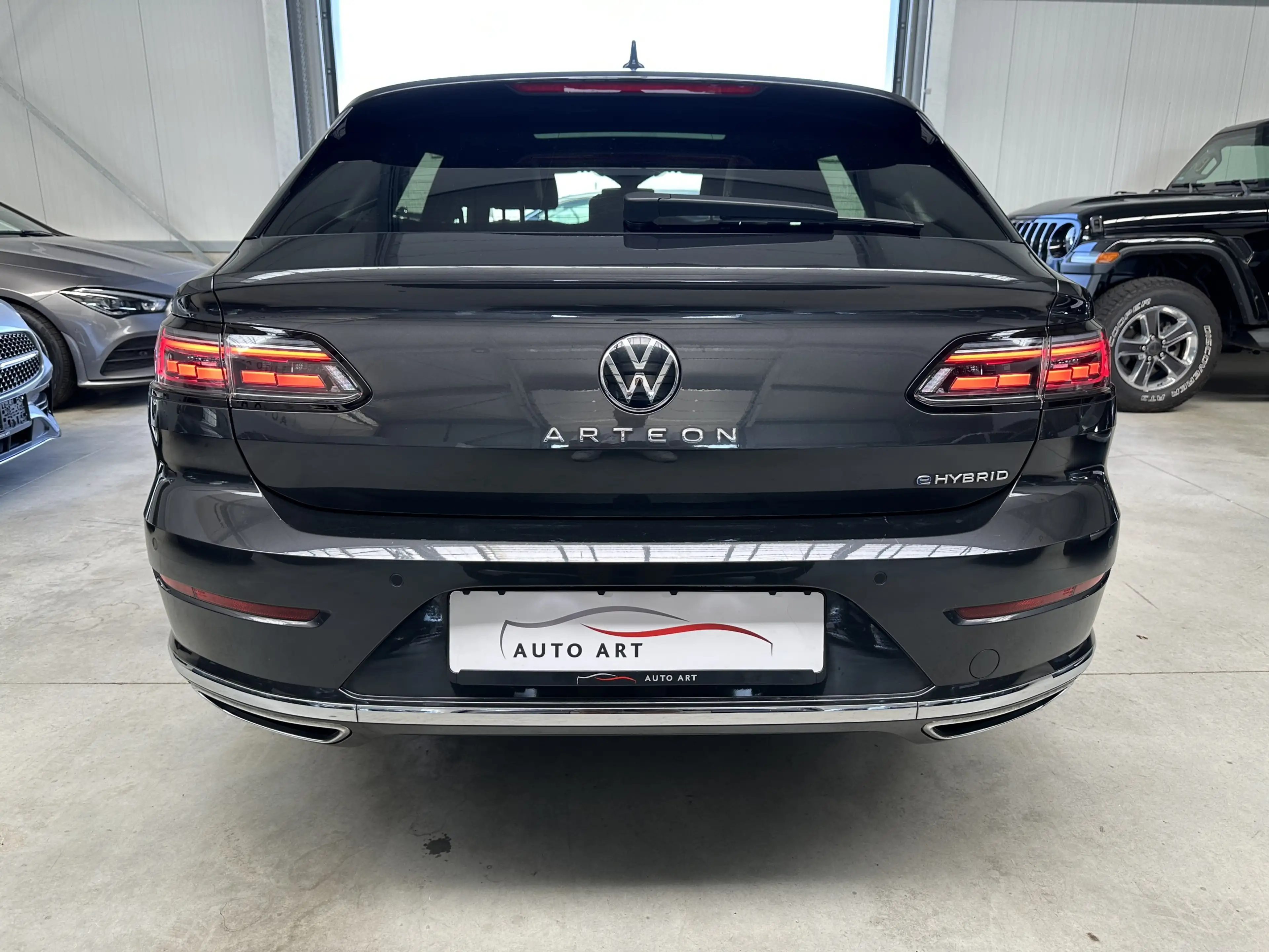 Volkswagen Arteon Elegance Pano Navi AHK SHZ ACC HUD — photo 5