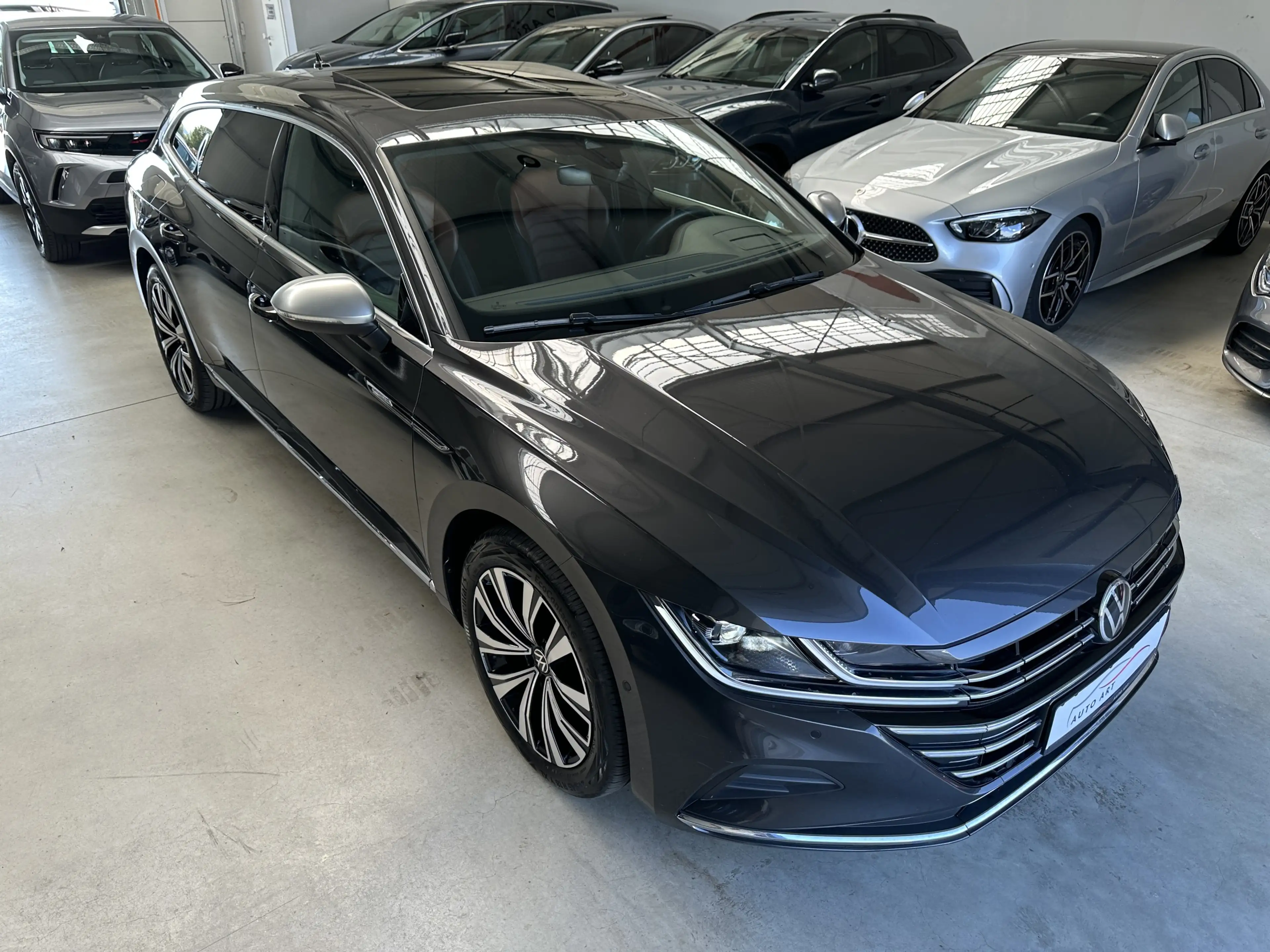 Volkswagen Arteon Elegance Pano Navi AHK SHZ ACC HUD — photo 10