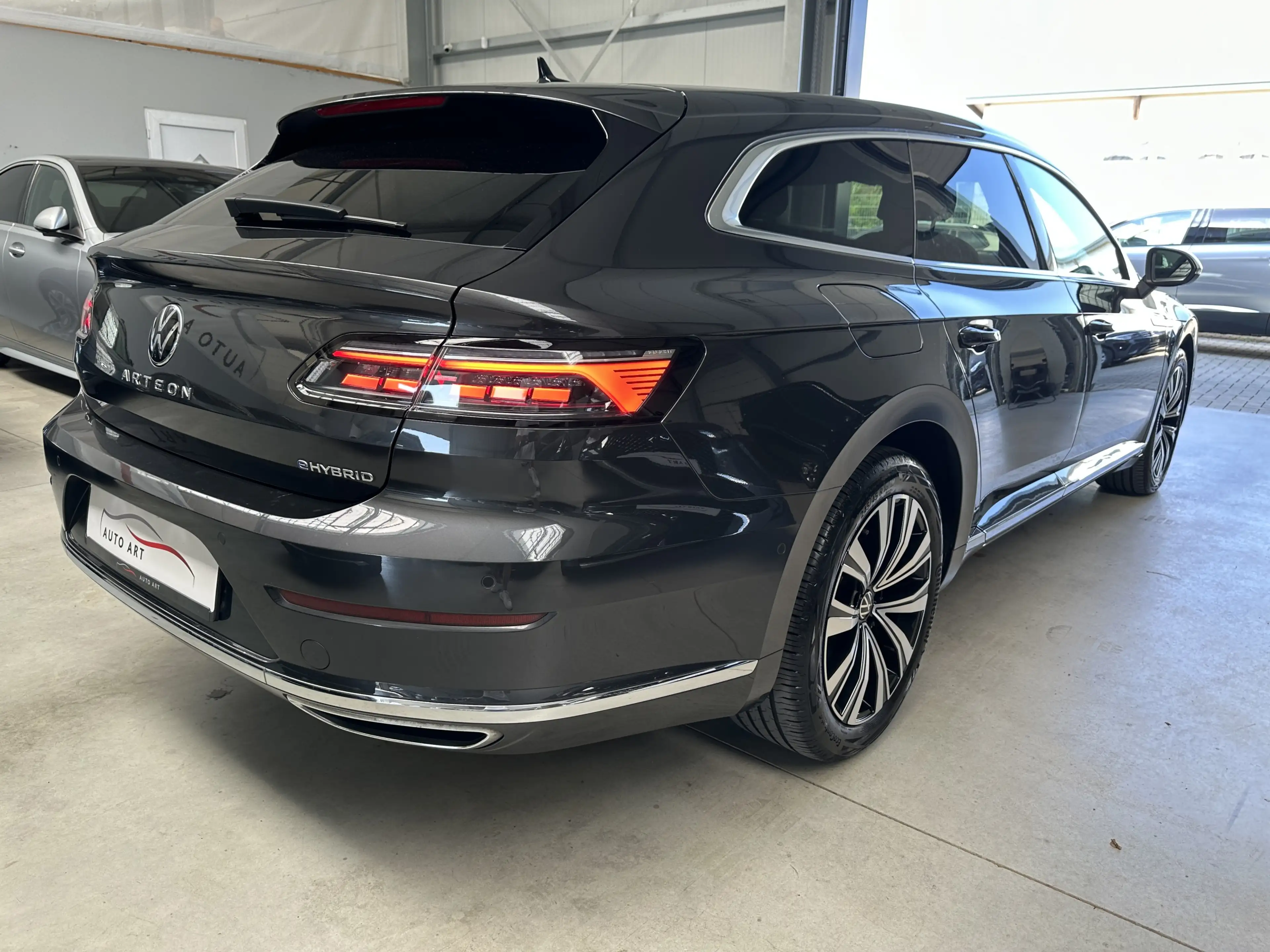Volkswagen Arteon Elegance Pano Navi AHK SHZ ACC HUD — photo 6