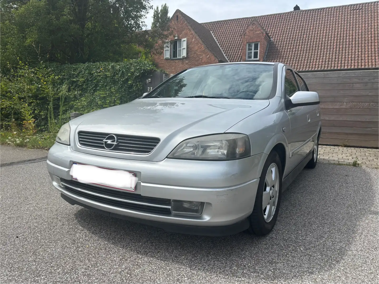 Opel Astra 1.6 Elegance - 1