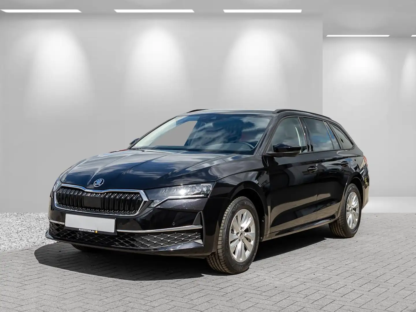Skoda Octavia Combi TSI Selection Facelift+Lodge+Akustik+eHeckkl Schwarz - 2