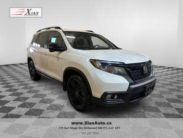 CLEAN CARFAX, Sport AWD