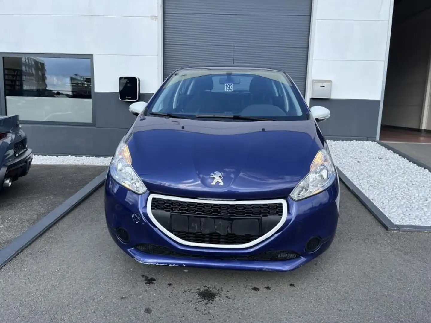 Peugeot 208 !!! MARCHANDS UNIQUEMENT !!! Синій - 2