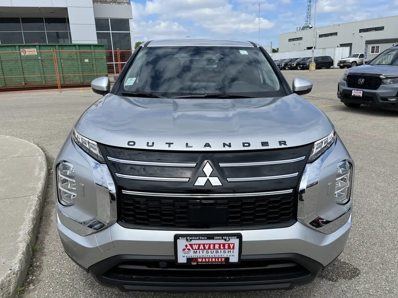 Mitsubishi Outlander снимка Mitsubishi Outlander