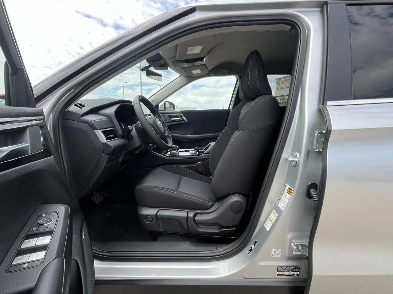 Mitsubishi Outlander снимка Mitsubishi Outlander