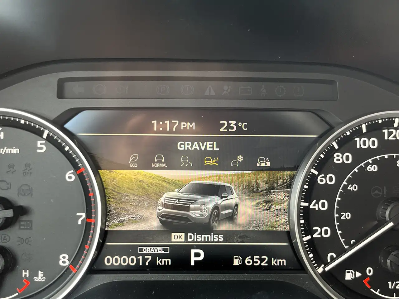 Mitsubishi Outlander снимка Mitsubishi Outlander