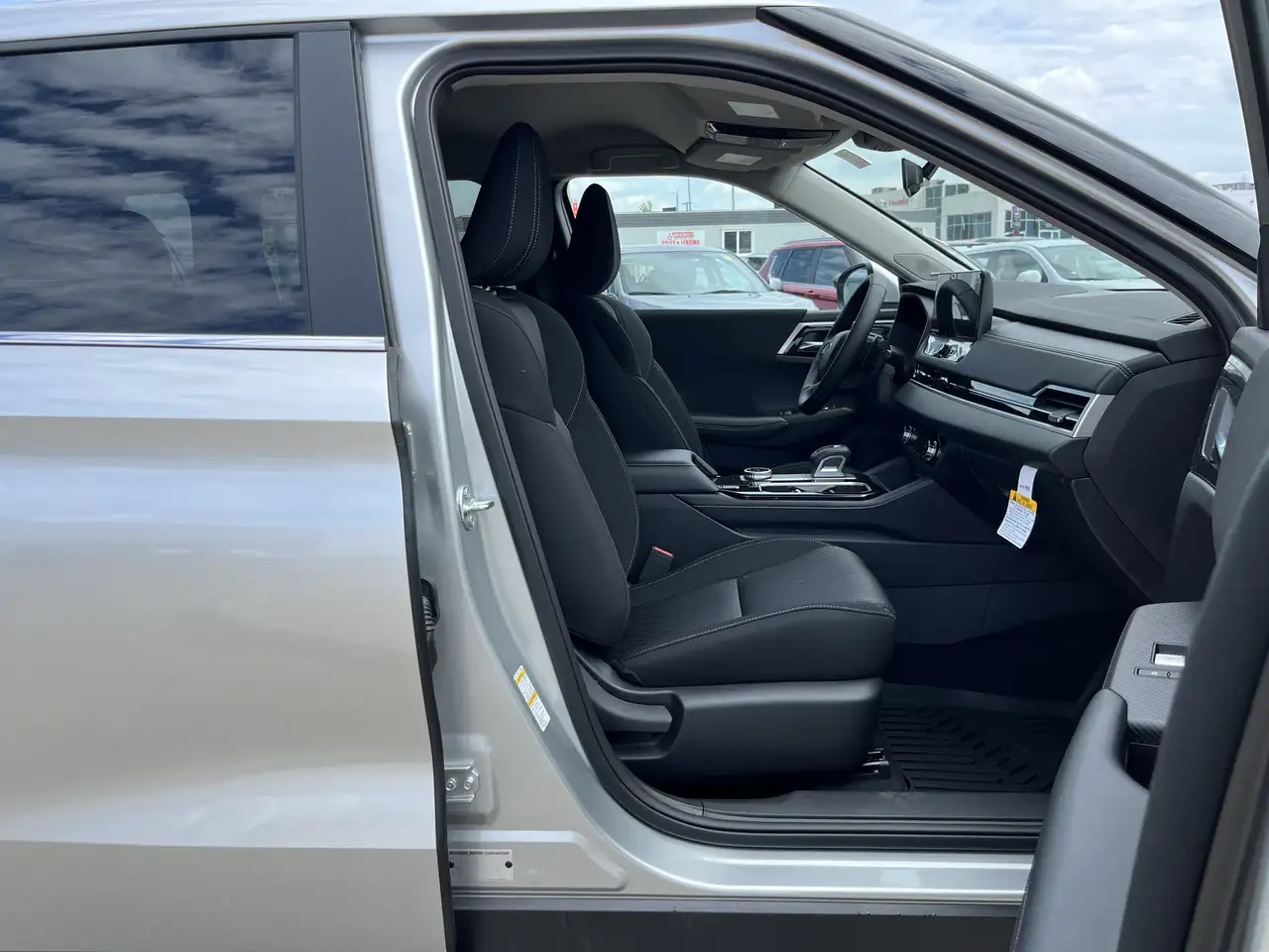 Mitsubishi Outlander снимка Mitsubishi Outlander