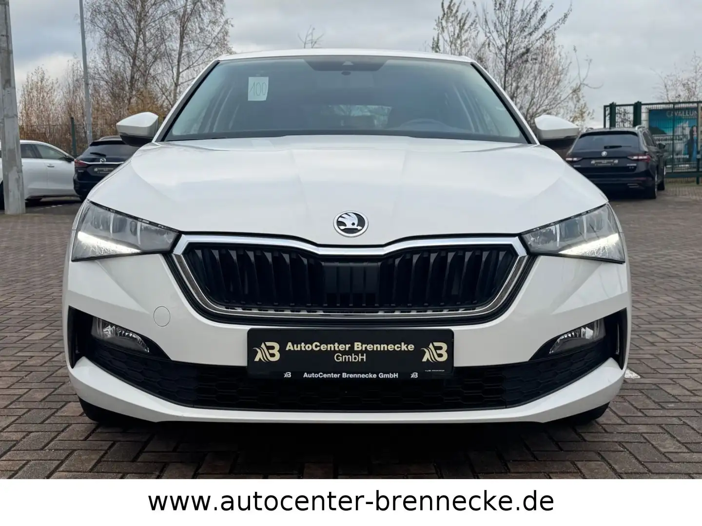Skoda Scala Ambition*8-fach bereift*LED*PDC* Weiß - 2