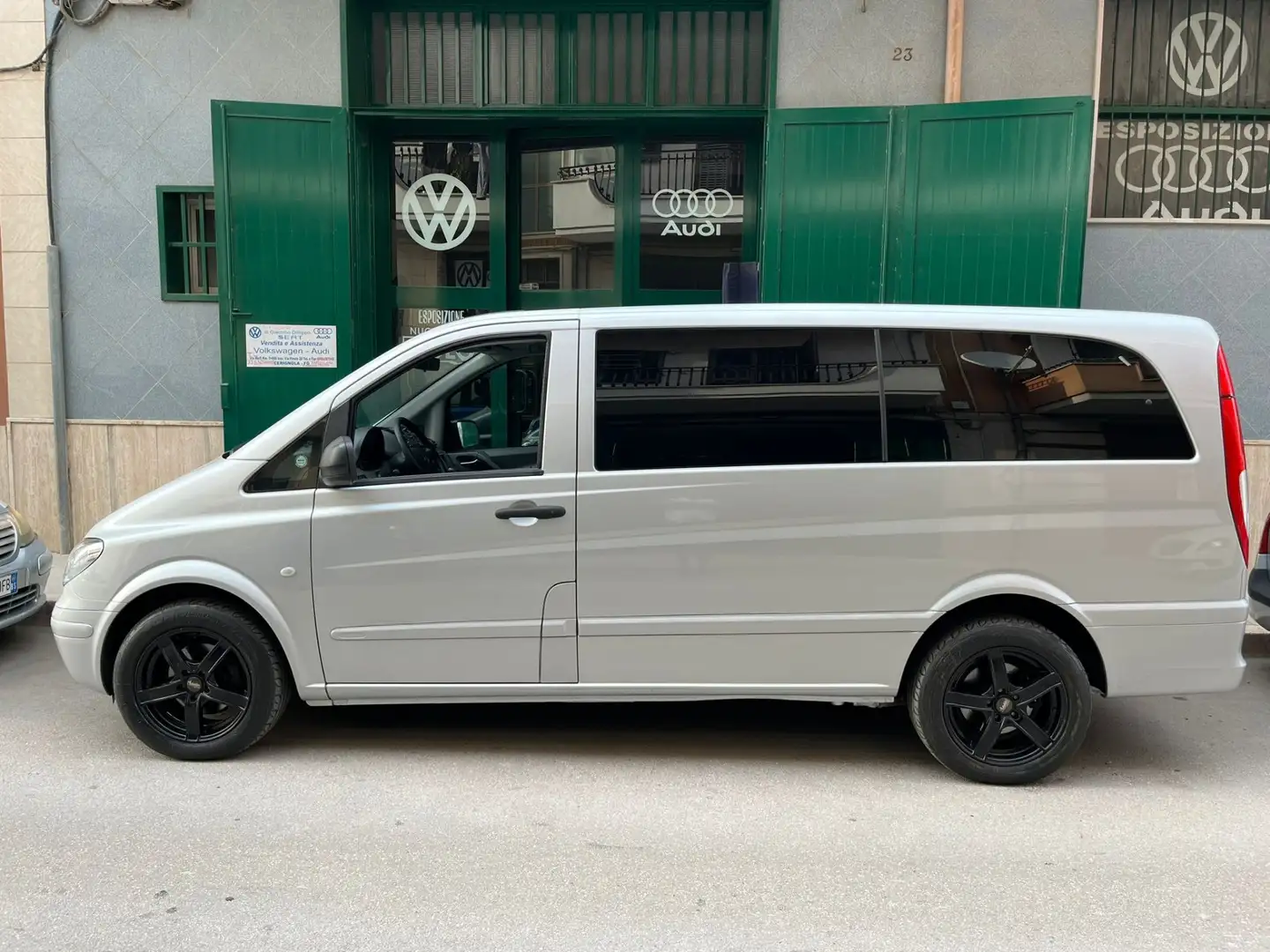 Mercedes-Benz Vito C2200 - 1