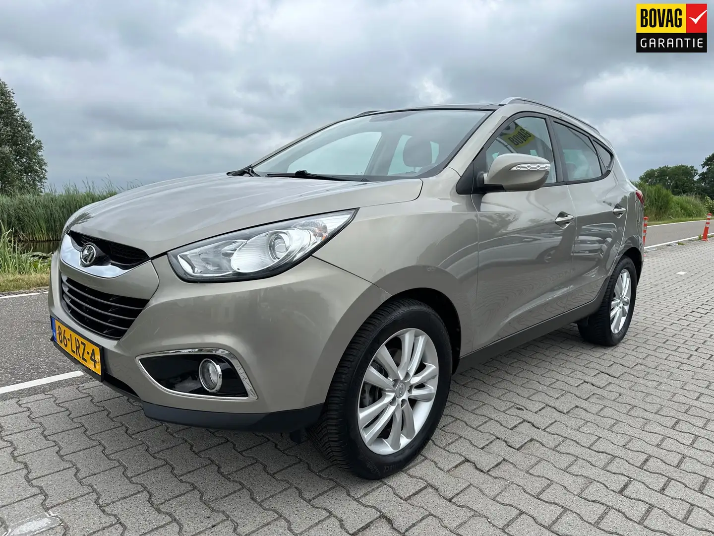 Hyundai iX35 2.0i i-Catcher, Trekhaak, Panorama dak, Camera, Le Gris - 1