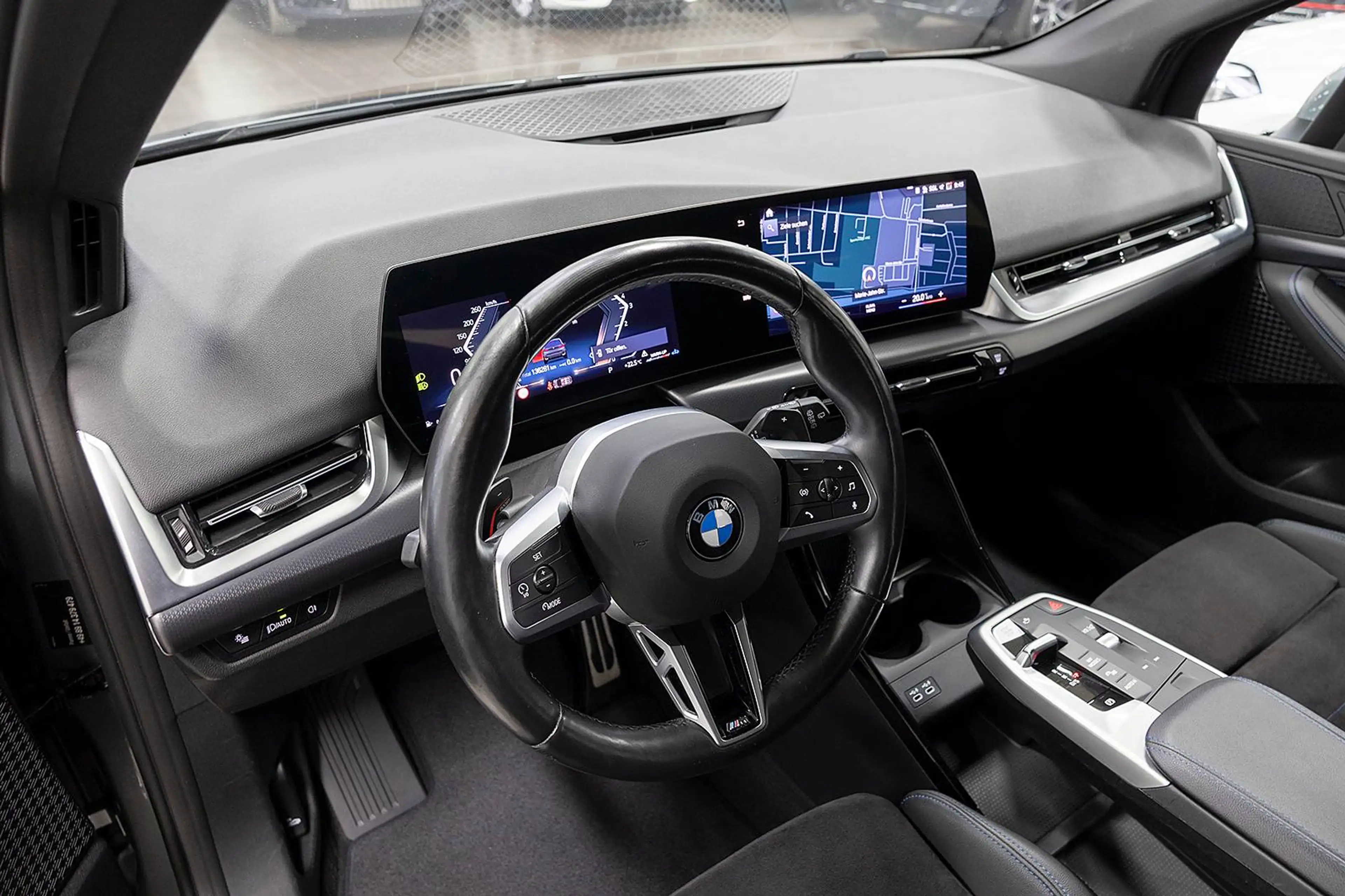 BMW 223 xdAT M-SPORT SAG LED LCP DA+ AG TMP SHZ KAM ASFW DAB CARPLAY AHK 18" — photo 10
