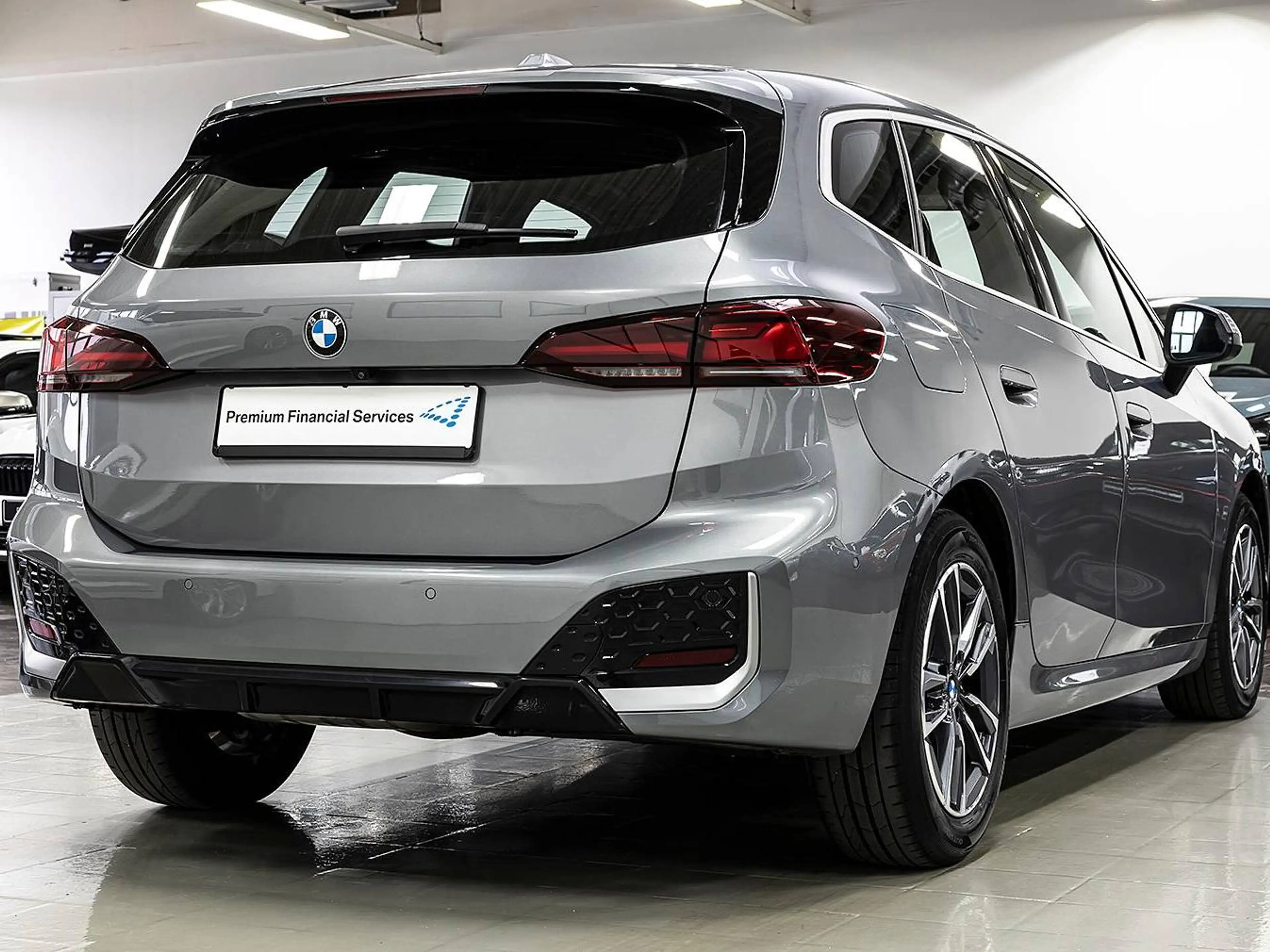 BMW 223 xdAT M-SPORT SAG LED LCP DA+ AG TMP SHZ KAM ASFW DAB CARPLAY AHK 18" — photo 4