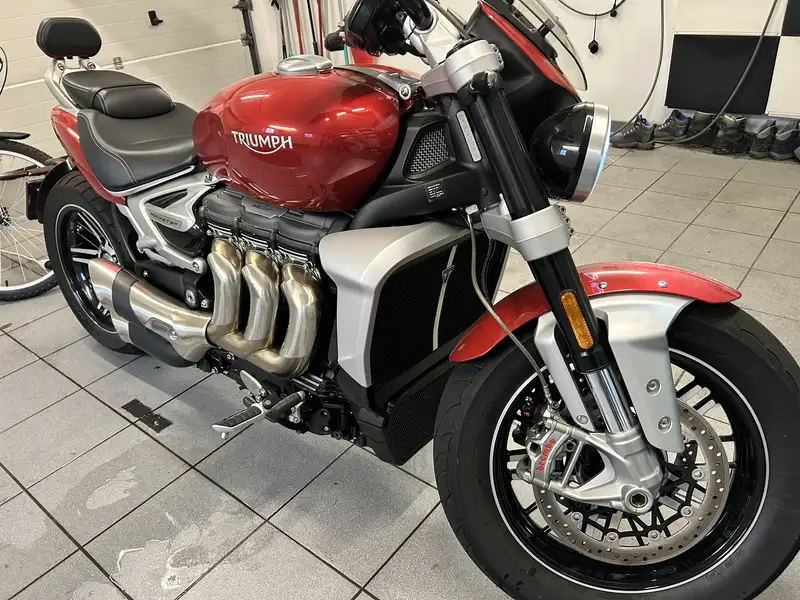 Triumph Rocket 3 GT - foto 5
