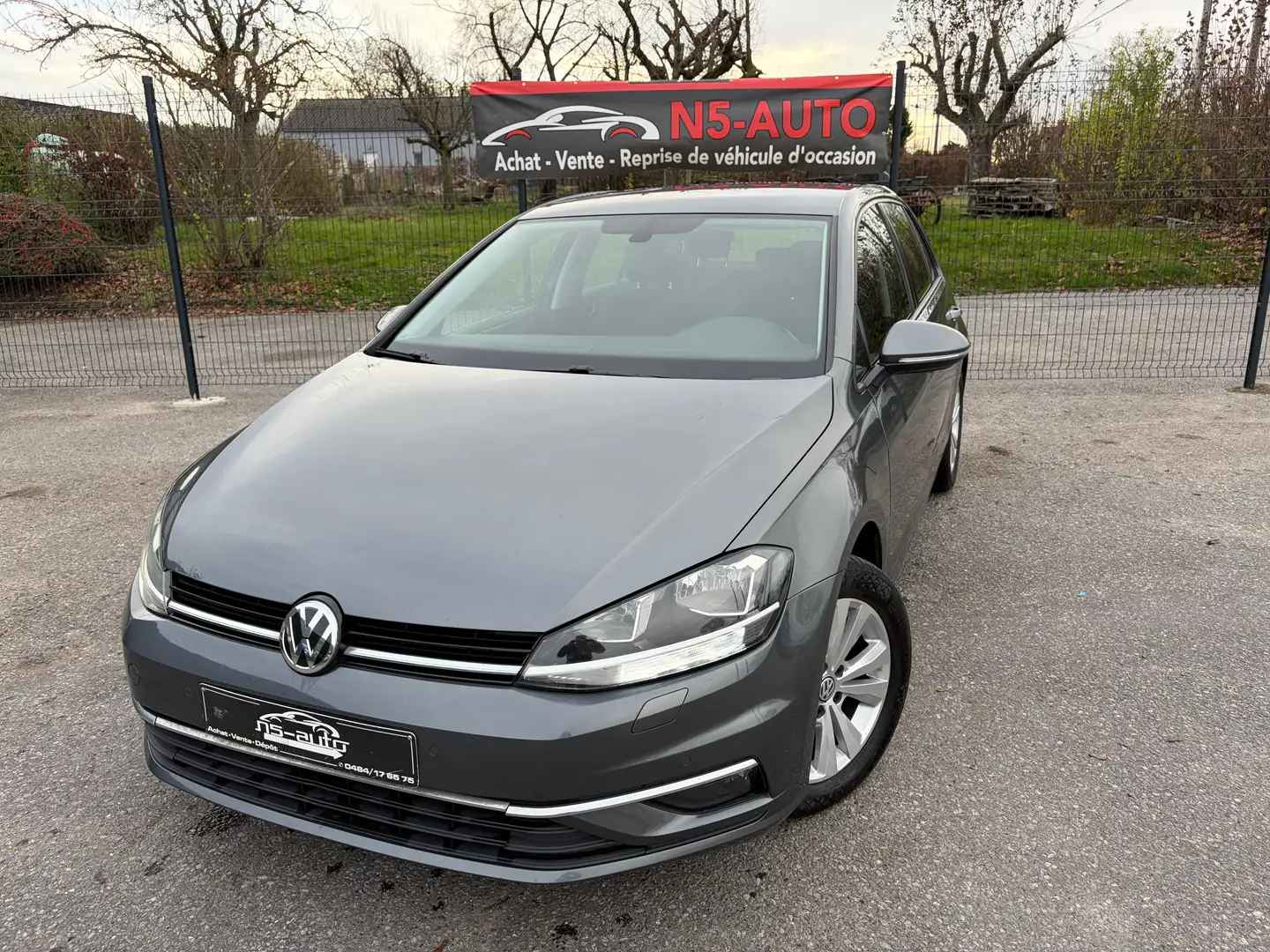 Volkswagen Golf Golf 1.6 TDi Comfortline Grijs - 1