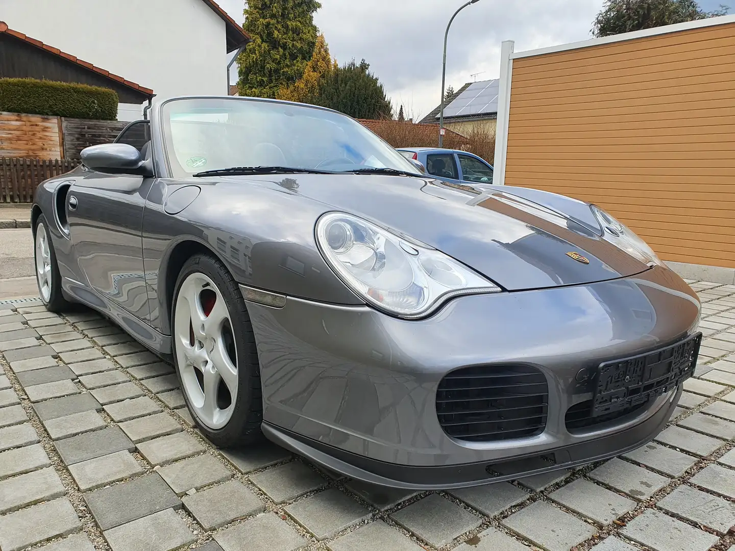 Porsche 996 911 Turbo Cabrio Grau - 1