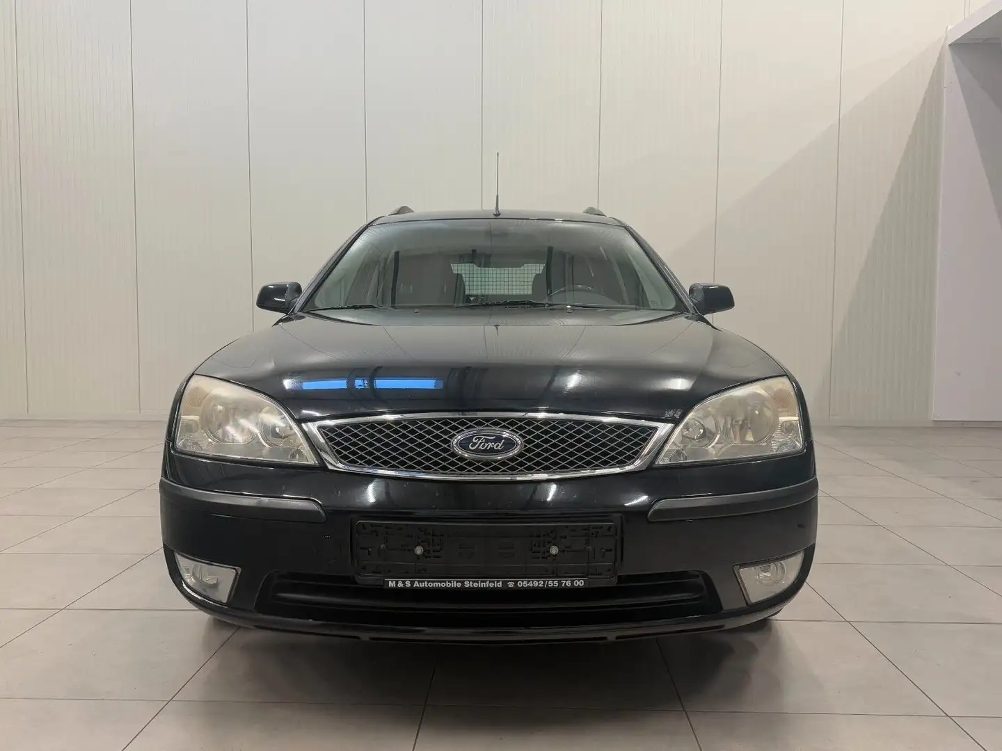 Ford Mondeo 1.8 Turnier / KLIMAAUTOMATIK / Schwarz - 2
