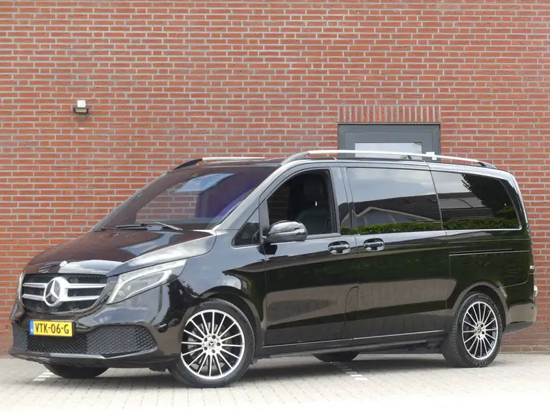 Mercedes-Benz V 220