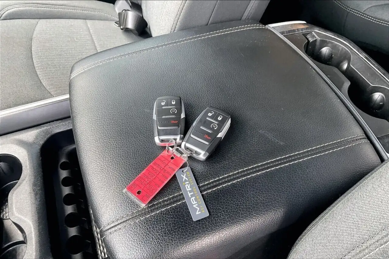 RAM 2500 снимка RAM 2500