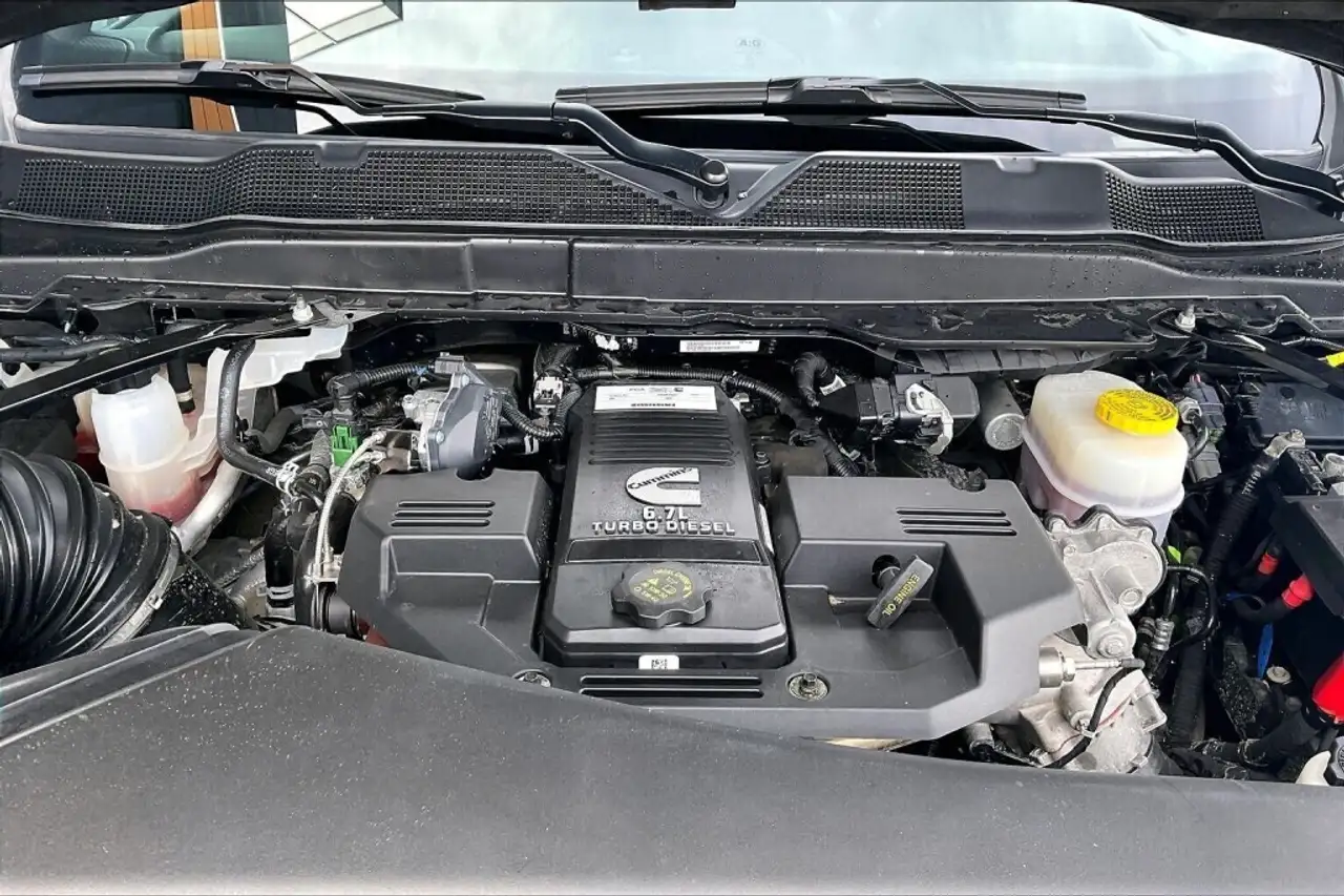 RAM 2500 снимка RAM 2500