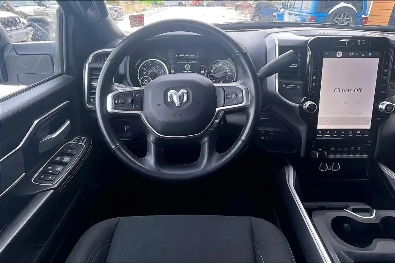 RAM 2500 снимка RAM 2500