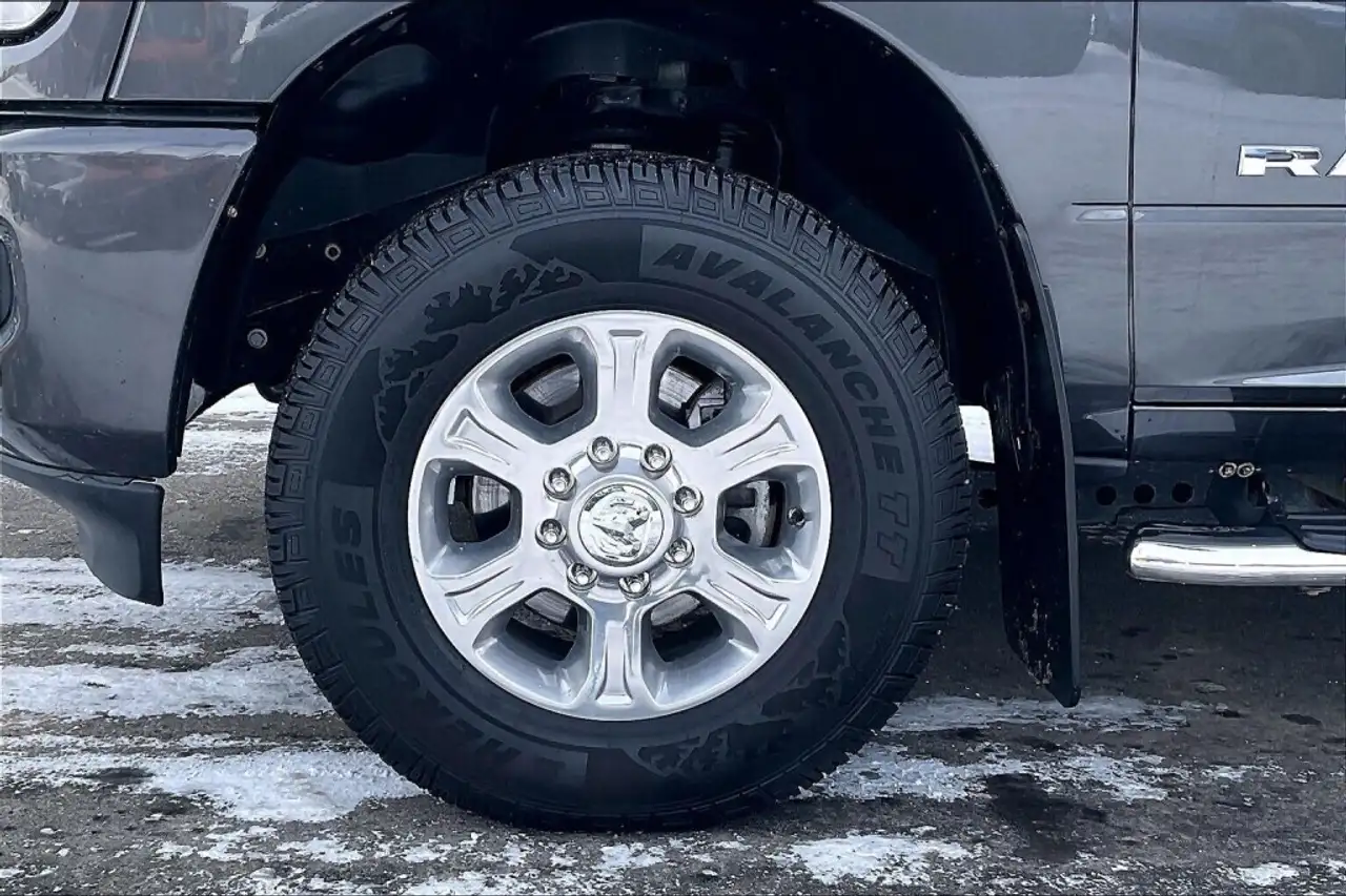 RAM 2500 снимка RAM 2500