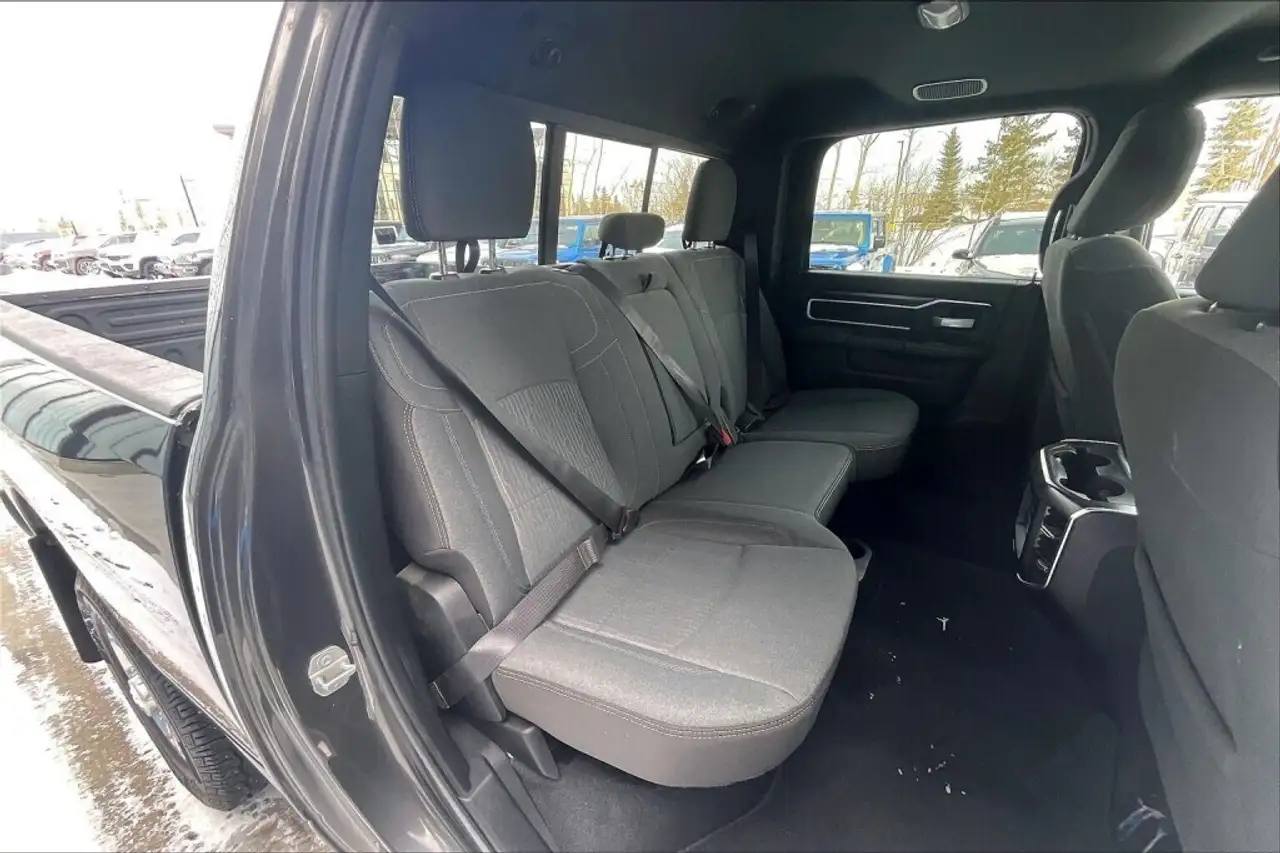 RAM 2500 снимка RAM 2500