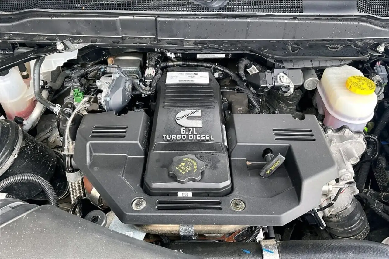 RAM 2500 снимка RAM 2500