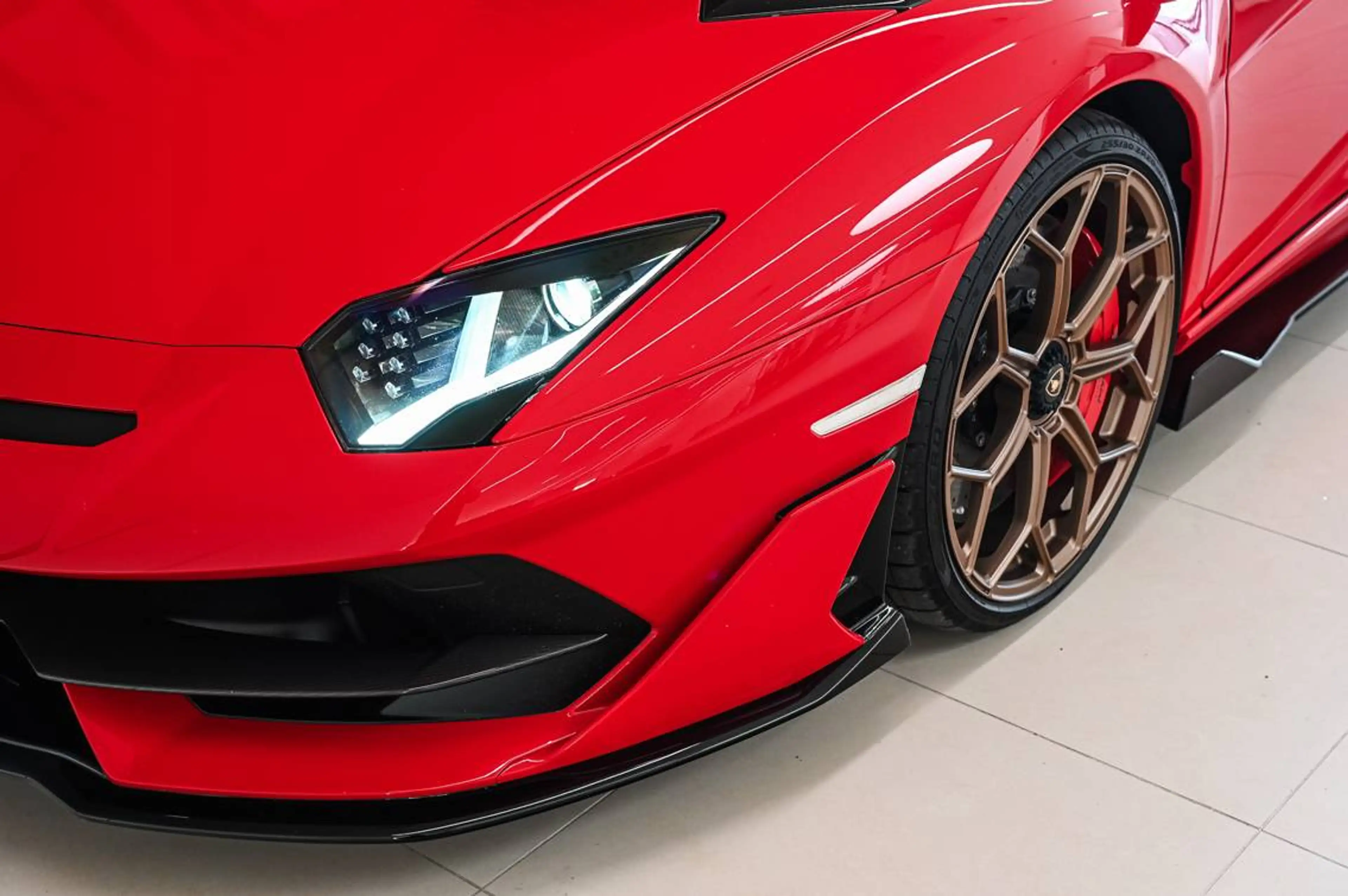 Lamborghini Aventador Aventador SVJ 6.5i V12 LP770-4 — photo 10