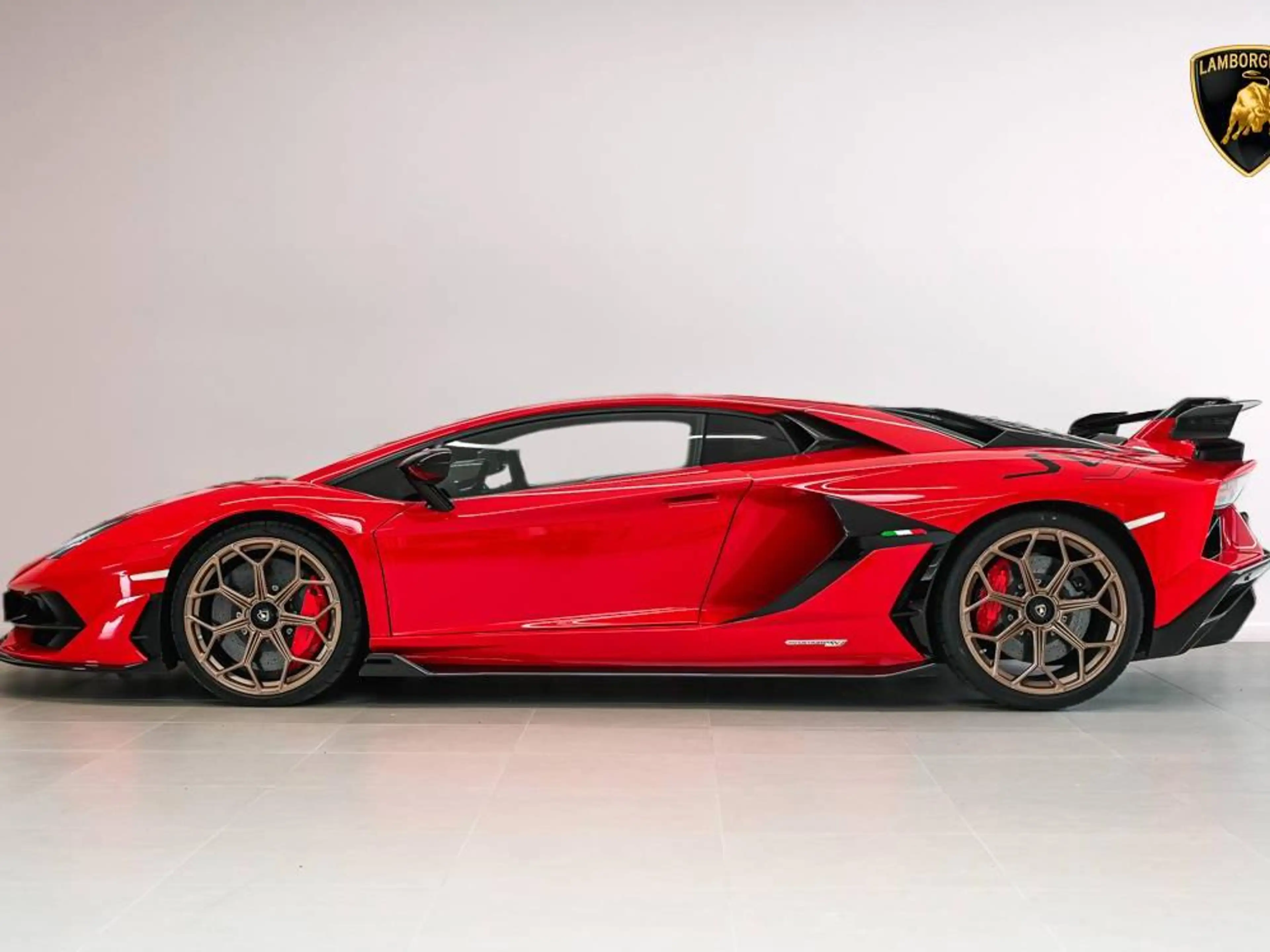 Lamborghini Aventador Aventador SVJ 6.5i V12 LP770-4 — photo 2