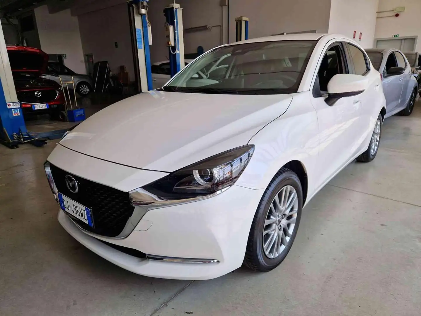 Mazda 2 1.5 e-Skyactiv-G 90 CV M Hybrid Exceed Bianco - 1
