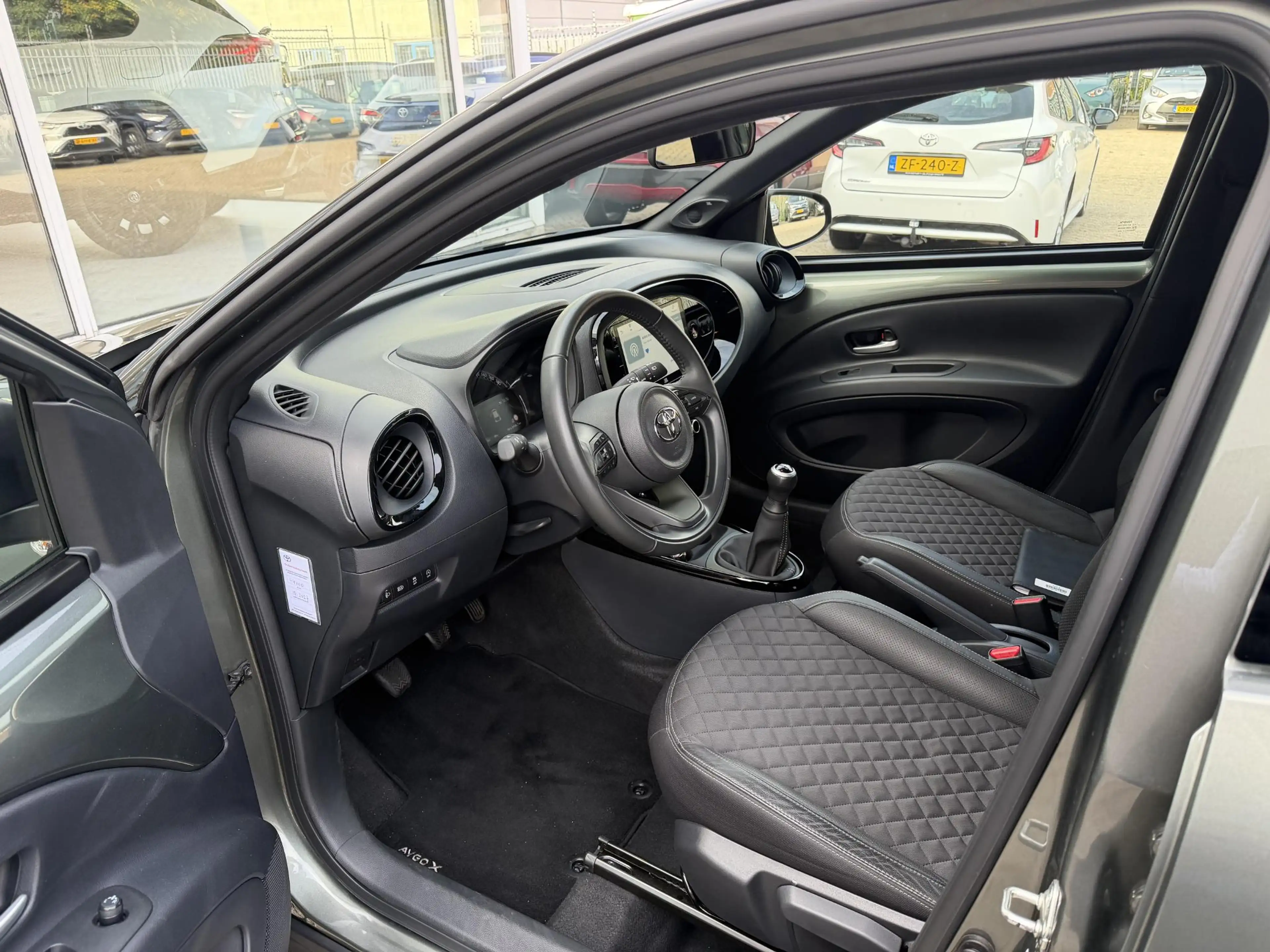 Toyota Aygo X 1.0 VVT-i MT Envy / JBL speakers / vouw opendak / — photo 15