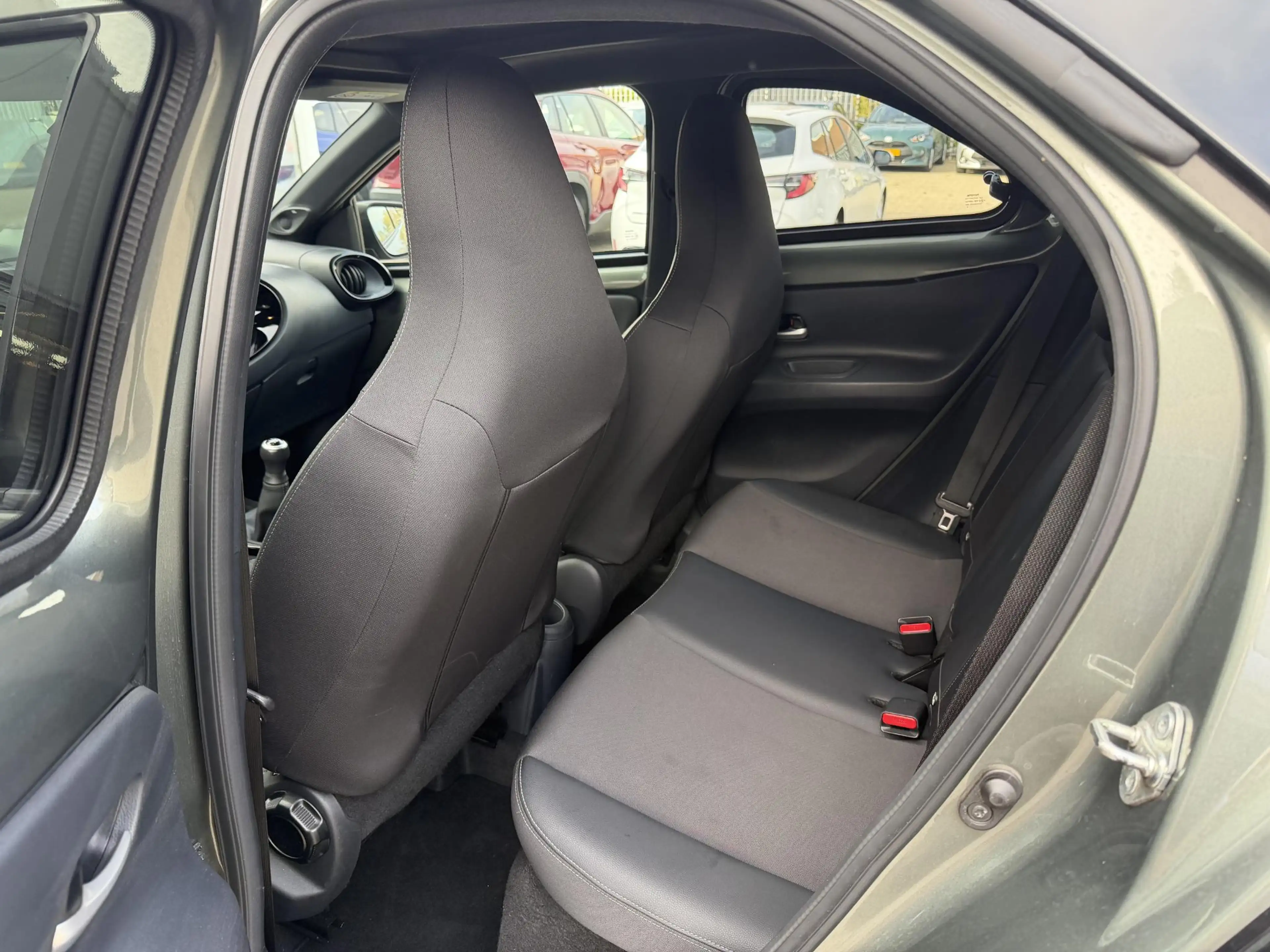 Toyota Aygo X 1.0 VVT-i MT Envy / JBL speakers / vouw opendak / — photo 14