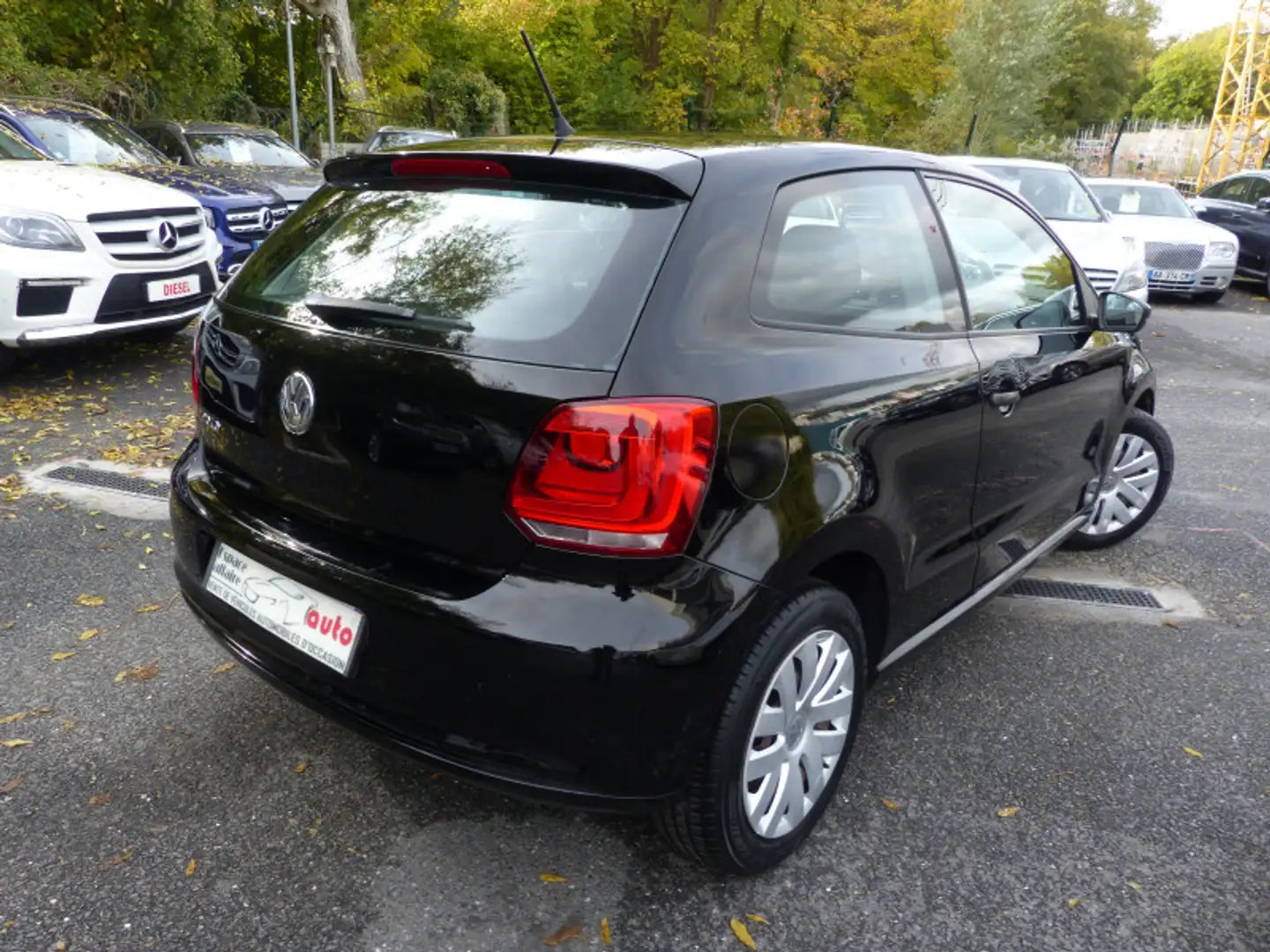 Volkswagen Polo 1.2 60CH TRENDLINE 3P Schwarz - 2