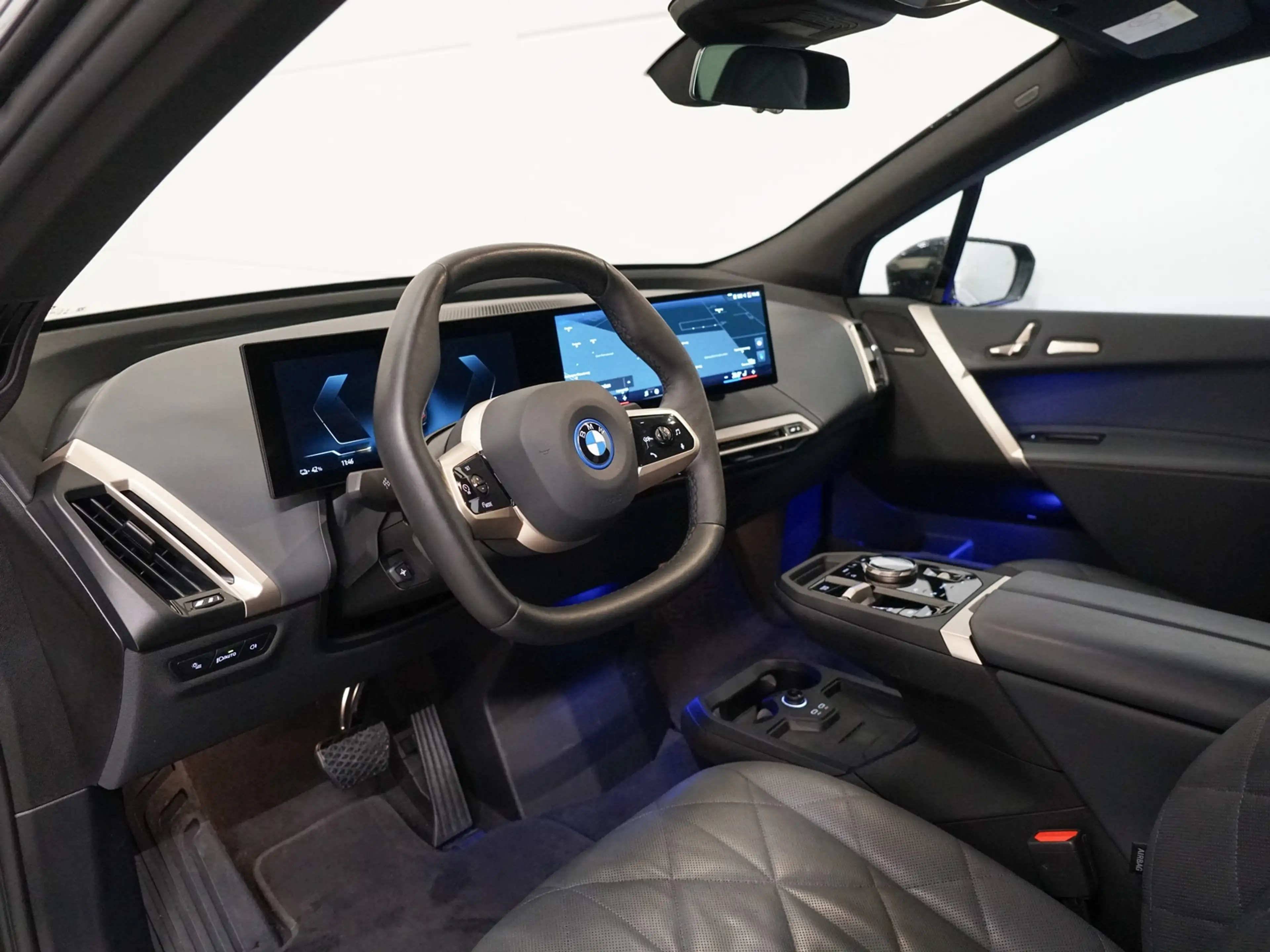 BMW iX xDrive50 112 kWh Skylounge | CoPilot | Stoelventil — photo 9